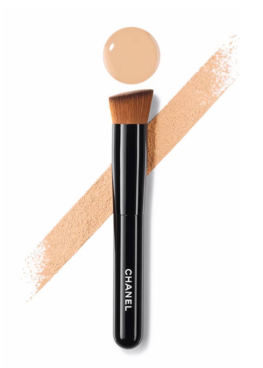 CHANEL LES PINCEAUX DE CHANEL 2-IN-1 BRUSH FLUID AND POWDER Image 2 of 2