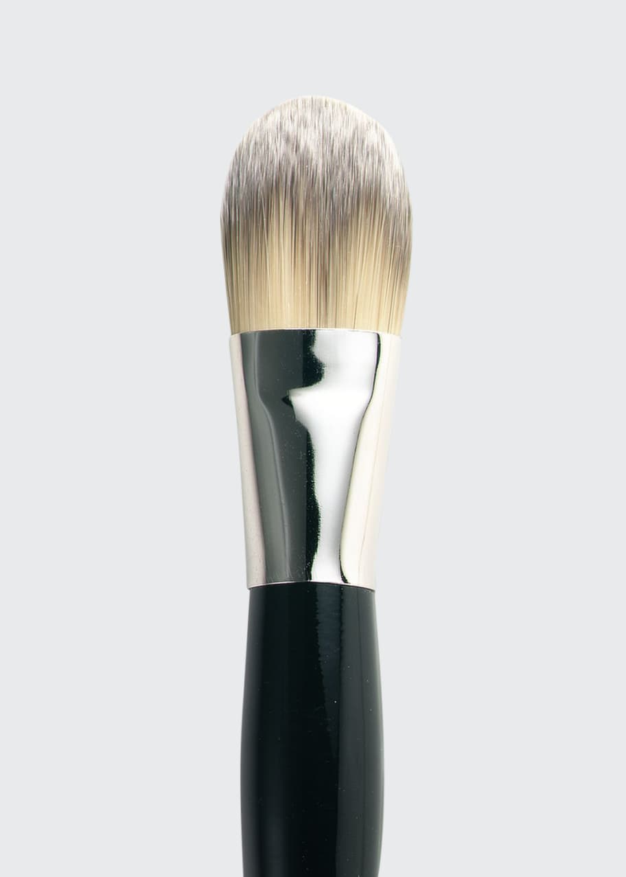 Image 1 of 1: Creme Cheek Colour Brush
