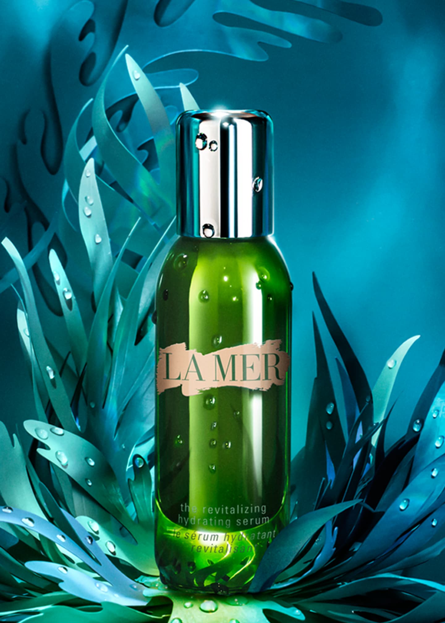 La Mer The Revitalizing Hydrating Serum, 1 oz. Image 2 of 3