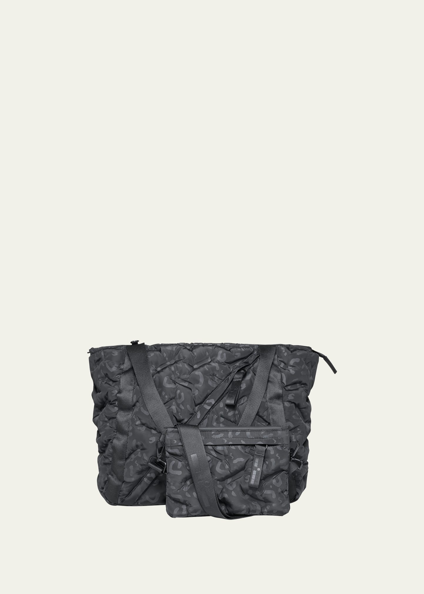 Go Dash Dot Large Quilted Easy Tote
