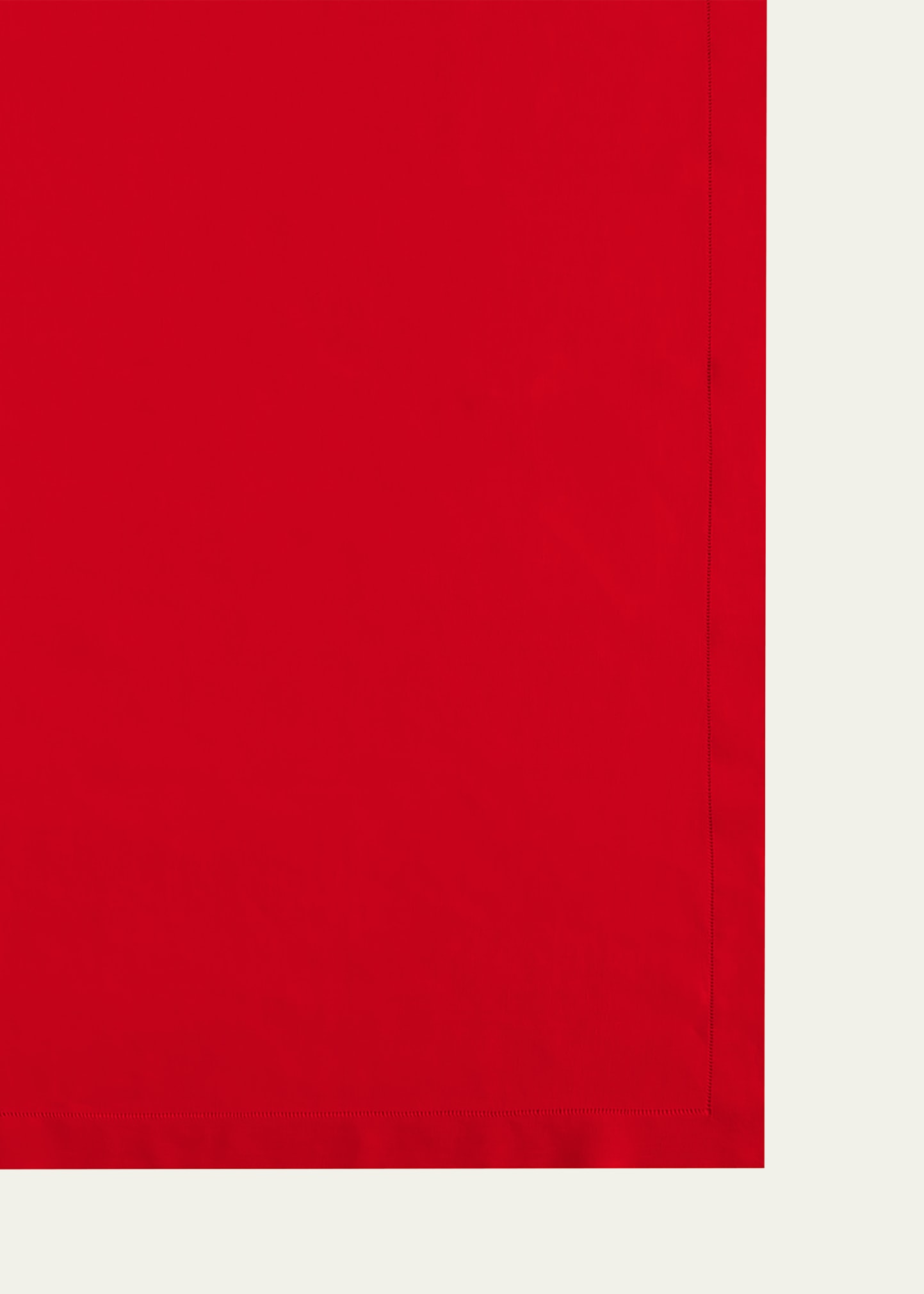 Sferra Festival Tablecloth, 66" X 106" In Red