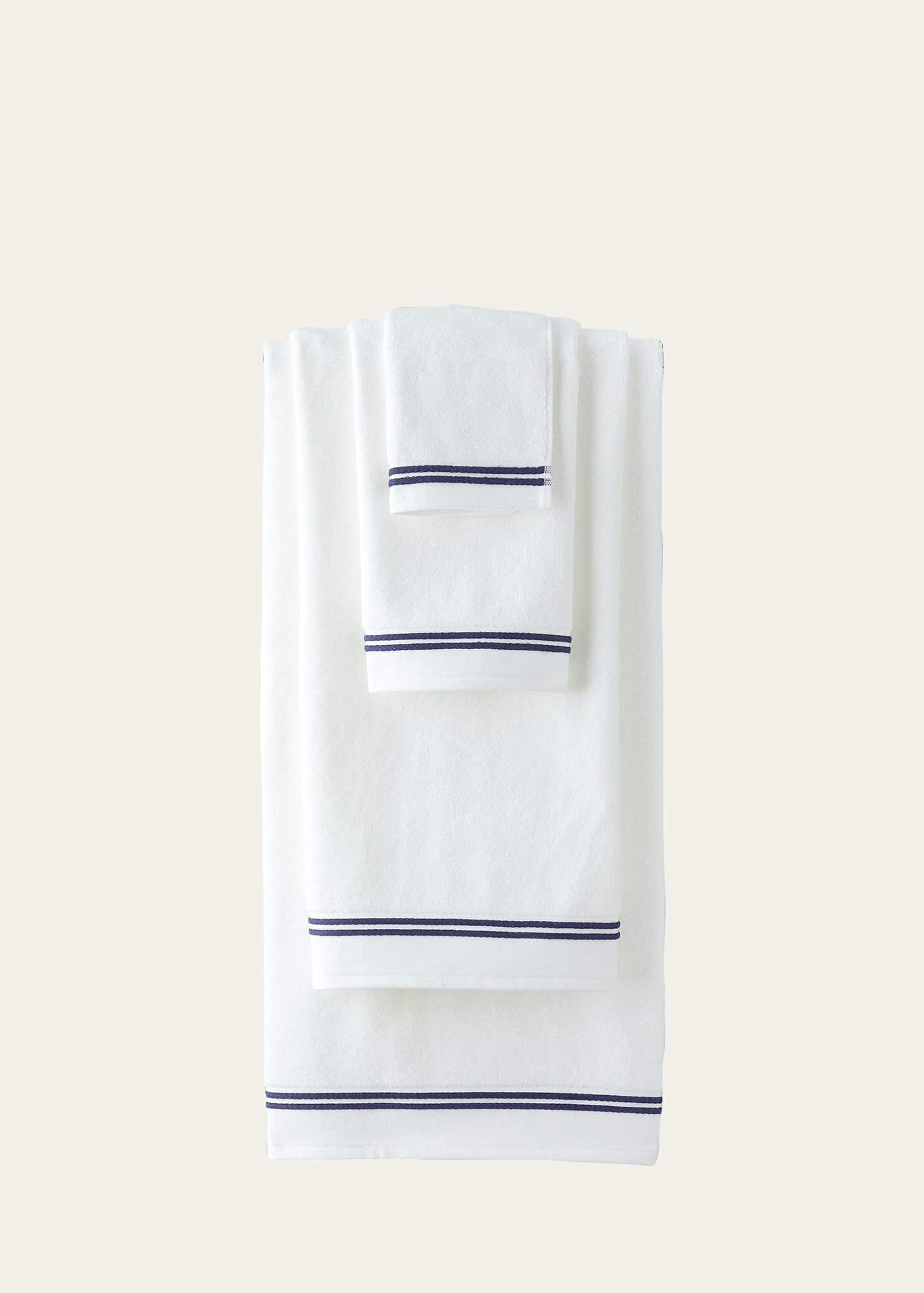 Sferra Resort Wash Cloth In White/navy