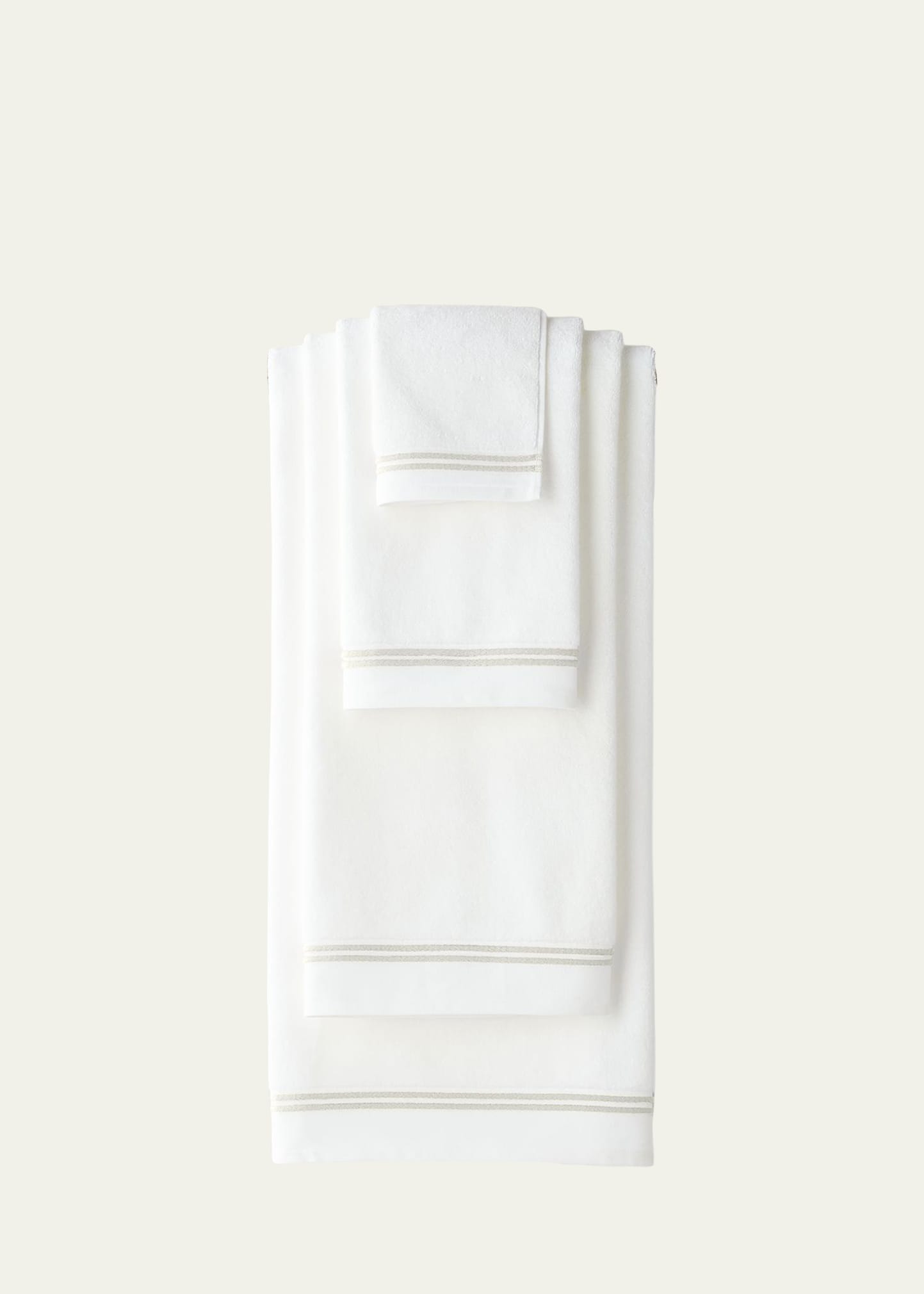 Sferra Resort Wash Cloth In White/grey