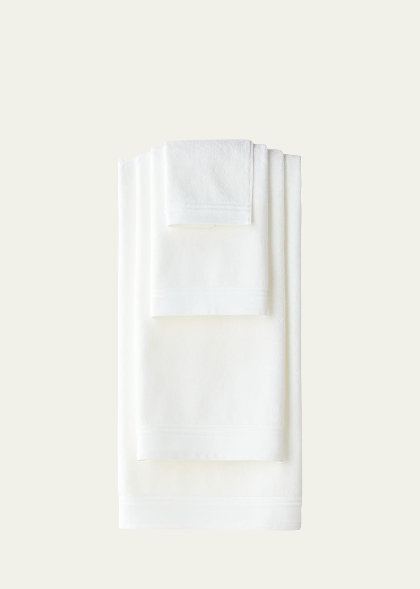 Sferra Resort Hand Towel In White/white