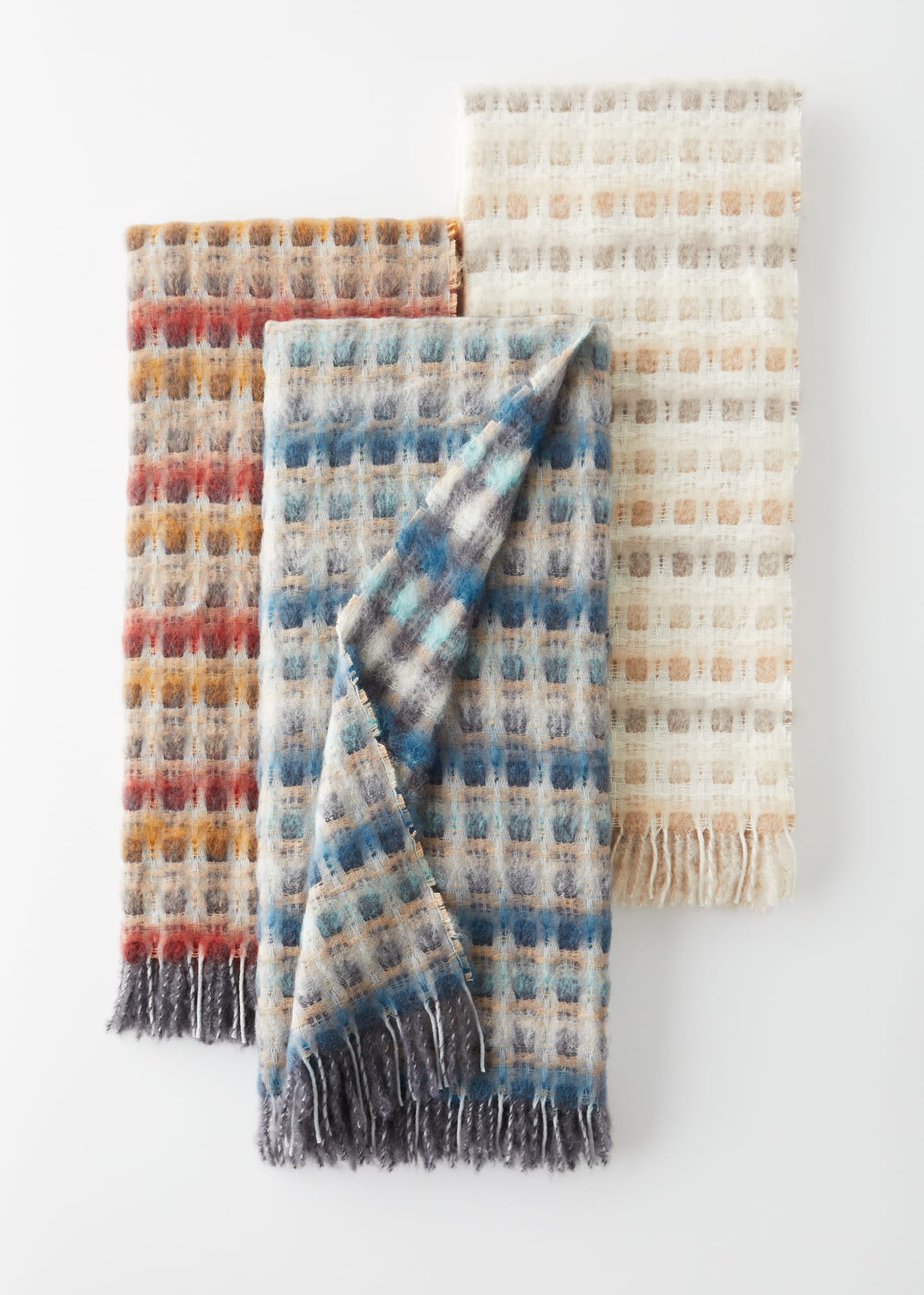 Mantas Ezcaray Mia Geometric-print Throw Blanket In Mia Creamtaupebro