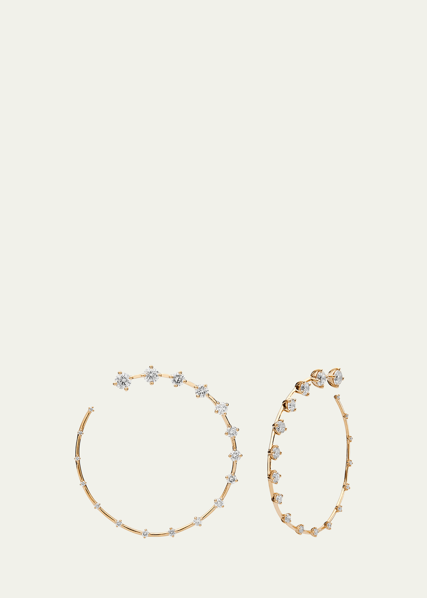 Circle Large Earrings in 18k Yellow Gold and Diamonds