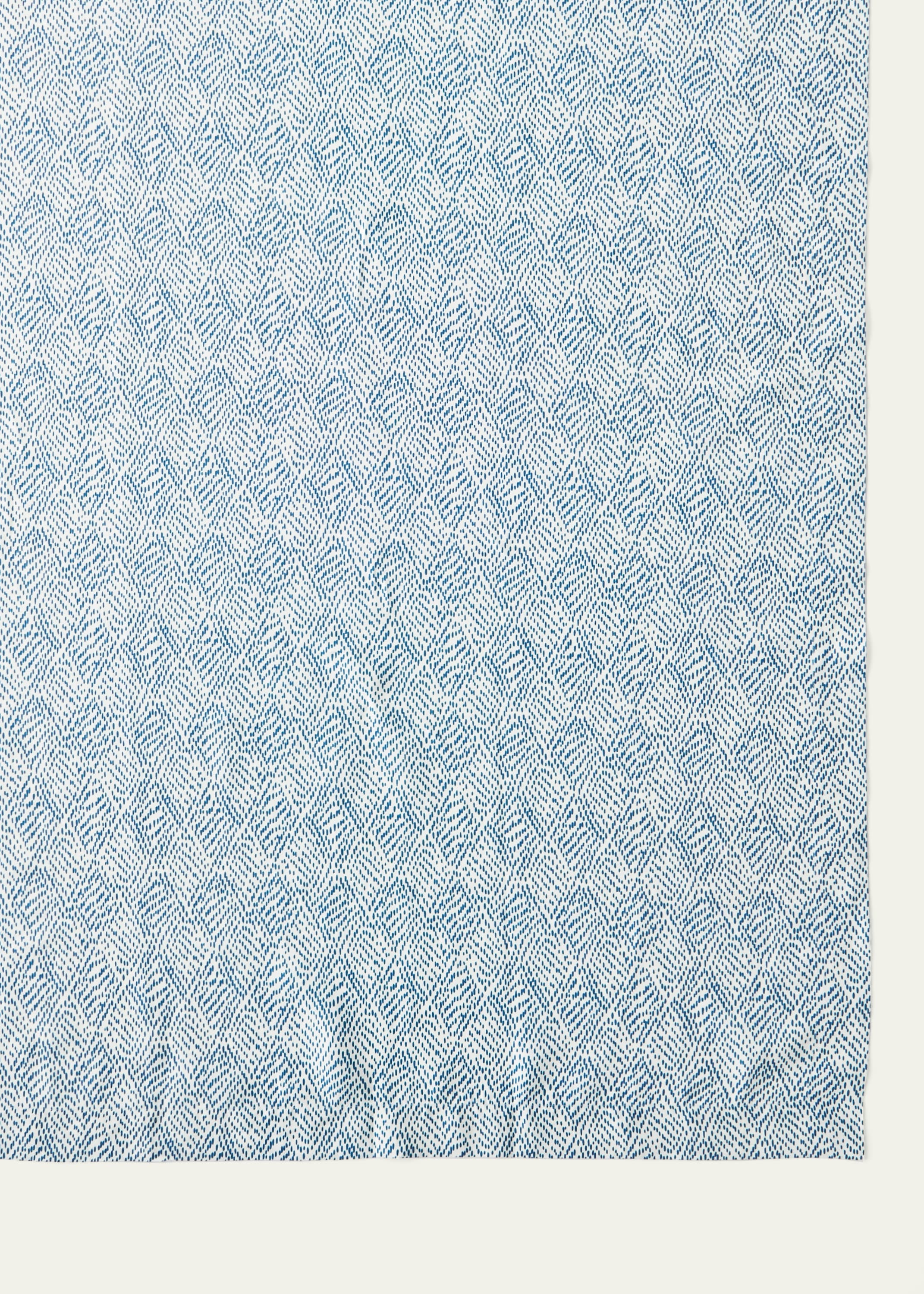 Matouk Schumacher Duma Diamond Tablecloth, 70" X 108" In Blue
