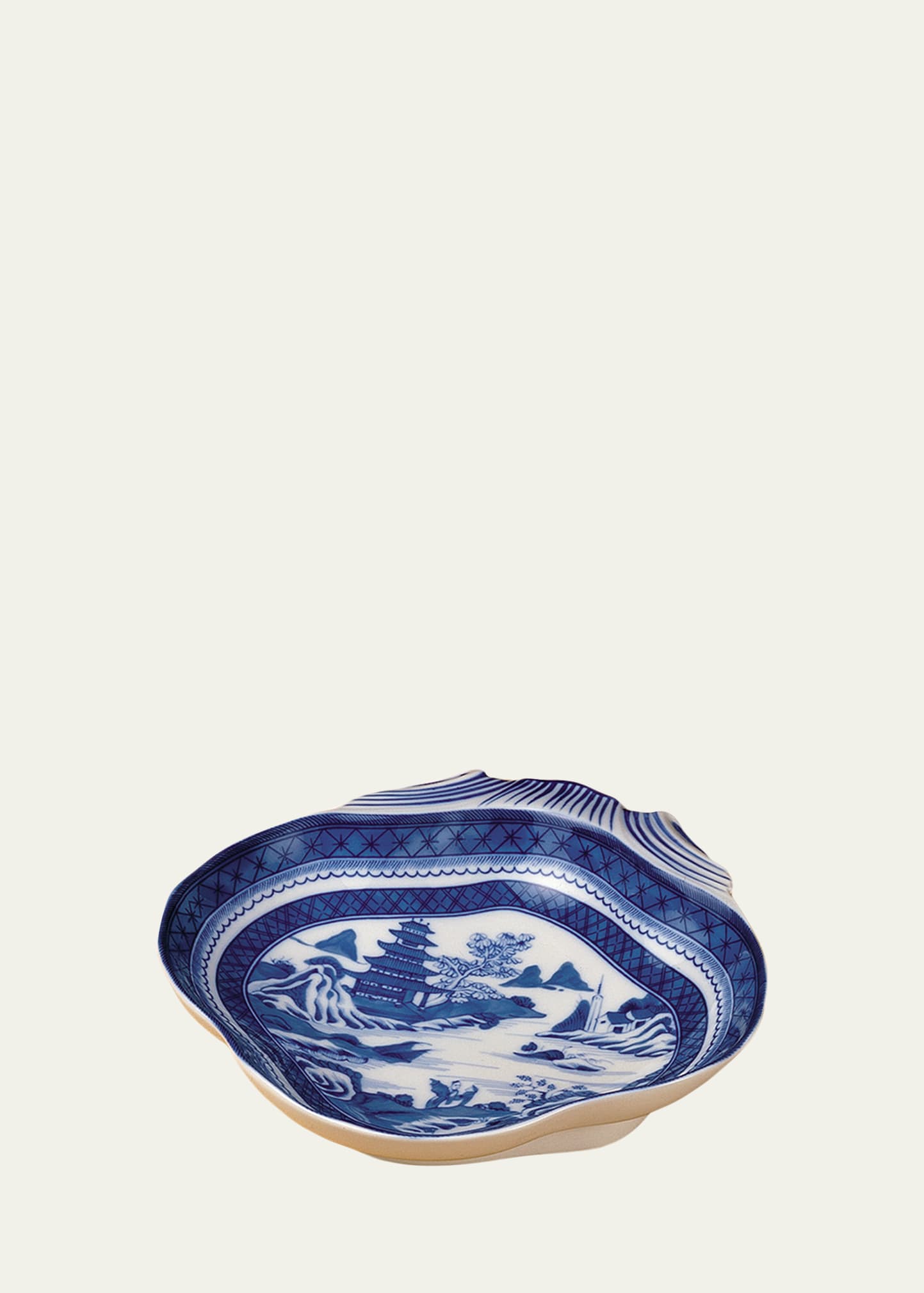 Mottahedeh Blue Canton Shell-shaped Serving Dish