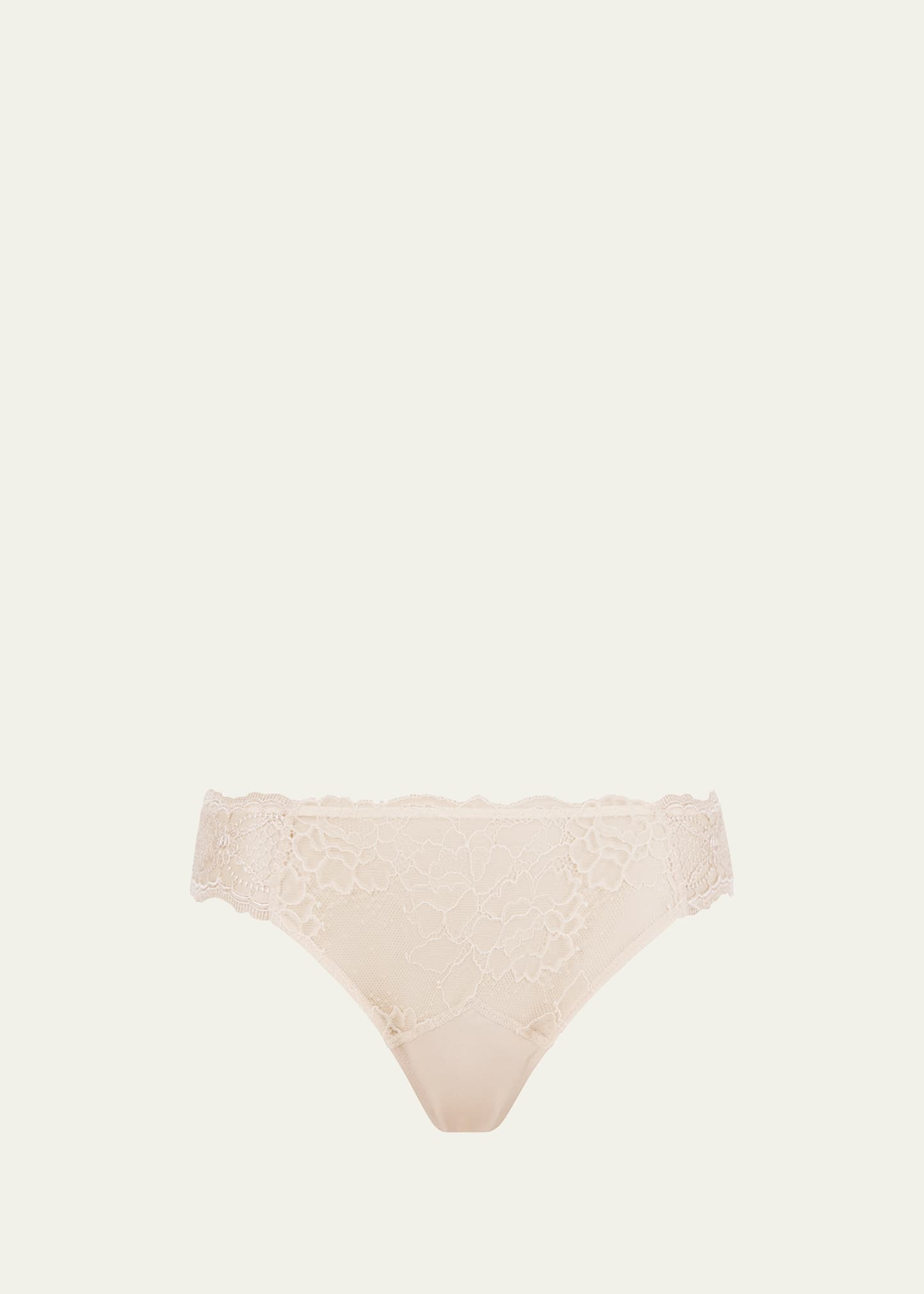 Lise Charmel Splendeur Soie Lace Thong In Splendeur Rouge