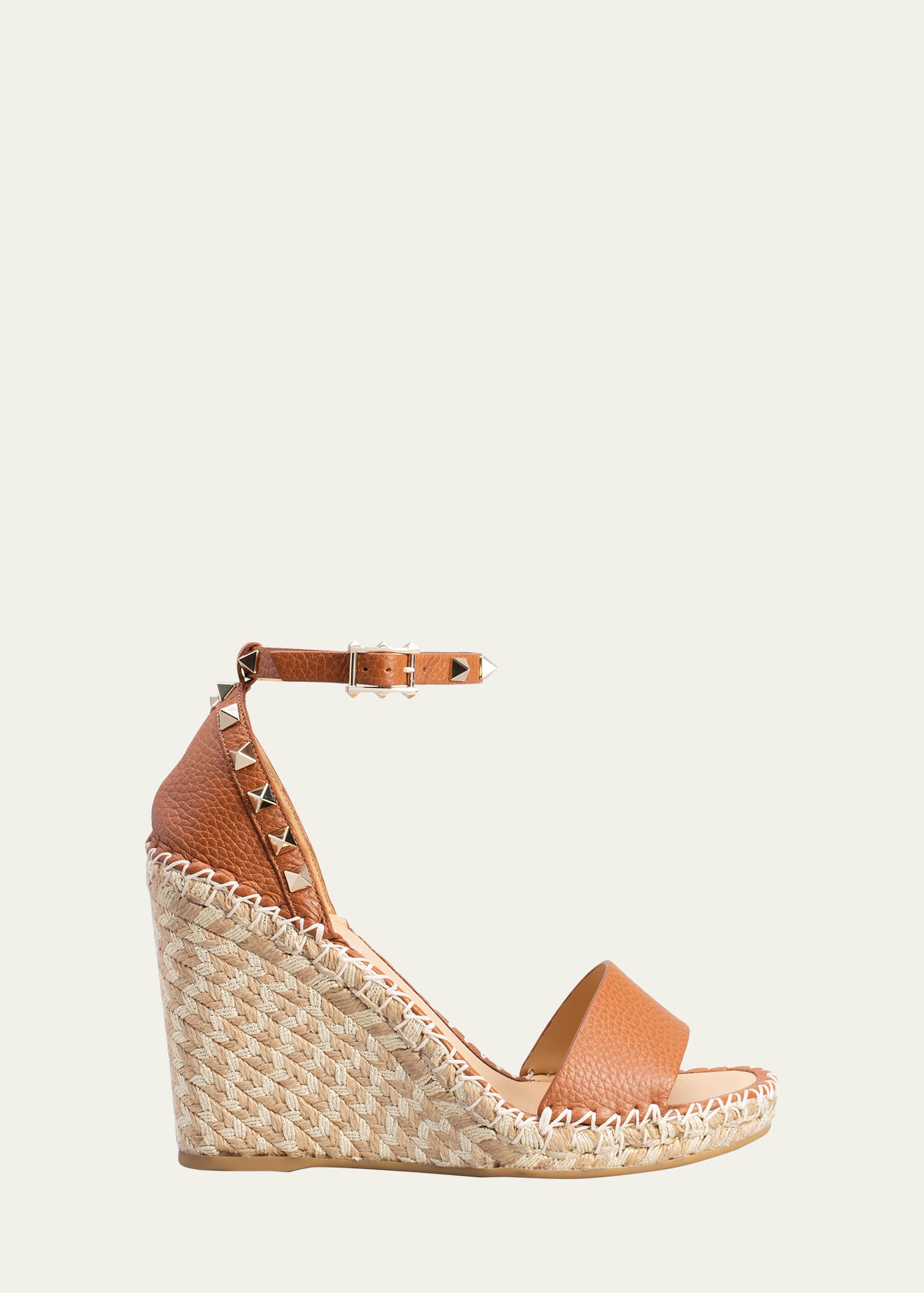 Valentino Garavani Rockstud Calfskin Wedge Espadrille Sandals In Rose Cannelle