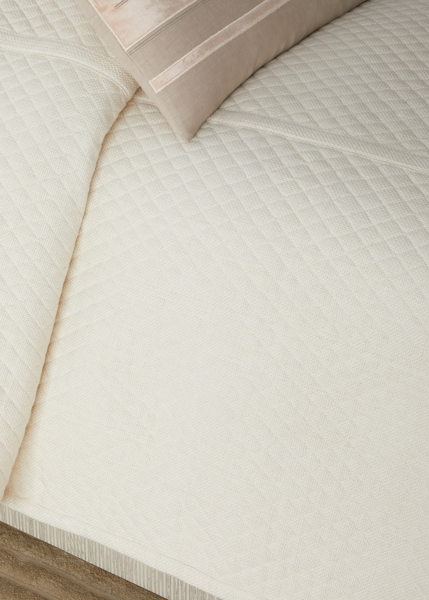 Cairo Diamond Quilted King Coverlet
