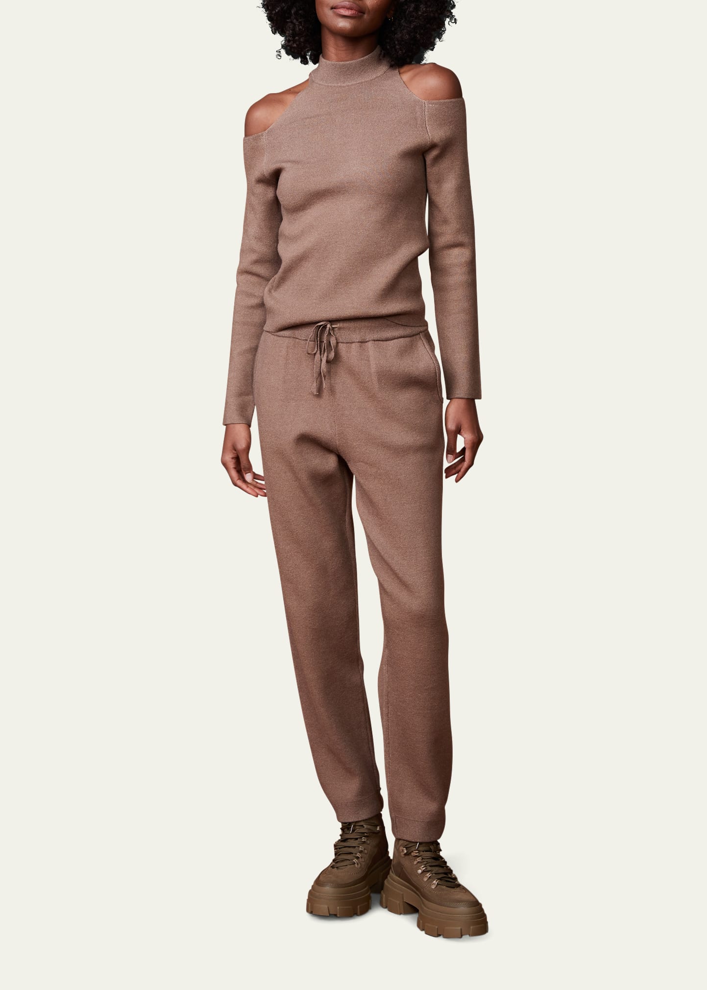 Monrow Supersoft Sweater Knit Cuffed Joggers In Dusty Cocoa