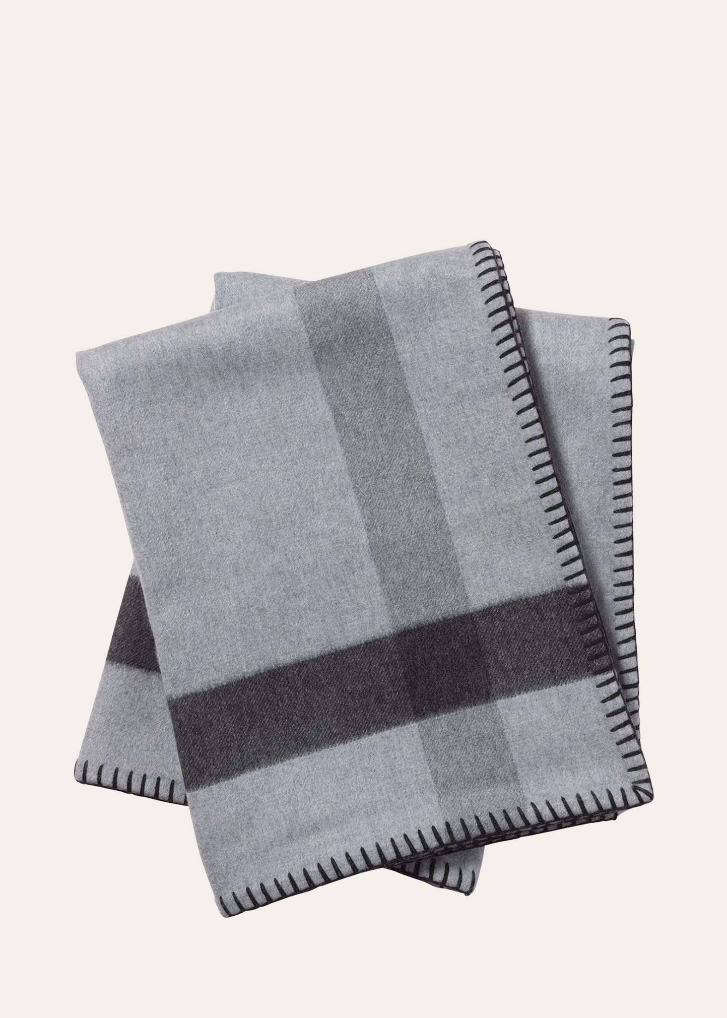 Sofia Cashmere Double-face Cashmere Throw Blanket, 56" X 72" In Gray
