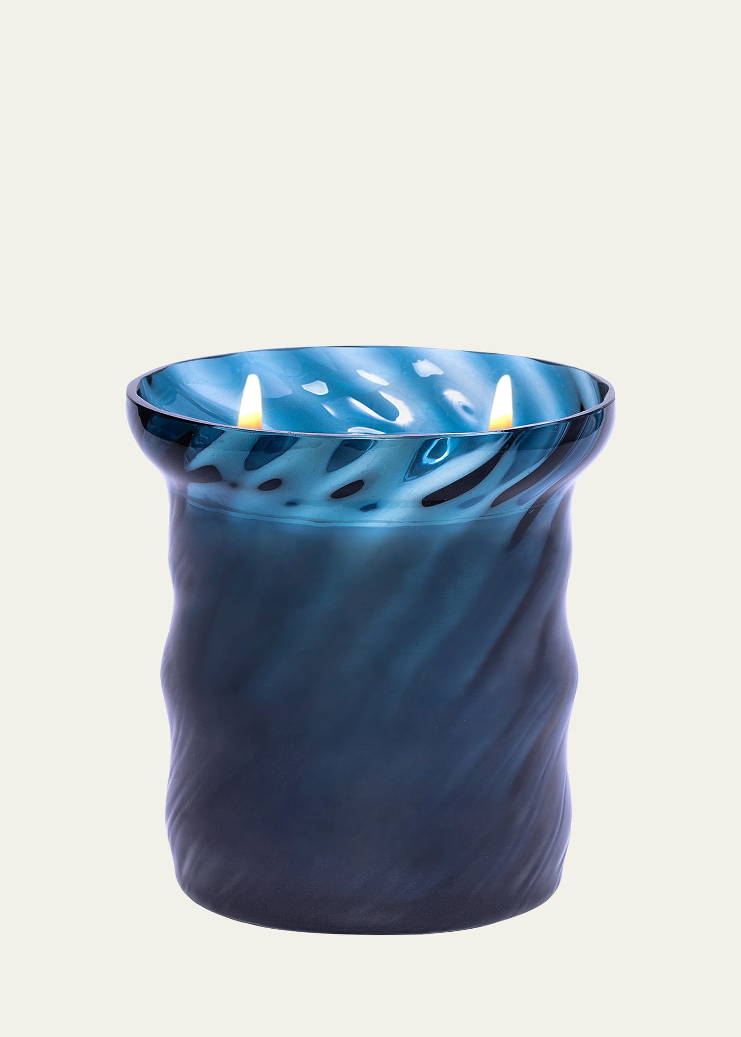 Aina Kari 14 Oz. The First Double-wick Candle - Sweet Cosmopolitan In Blue