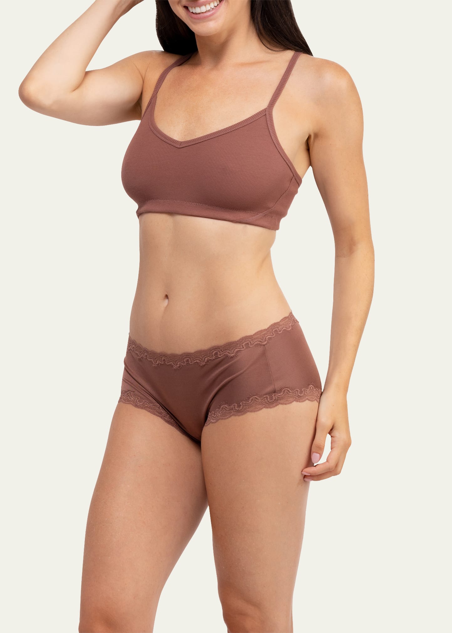 UWILA WARRIOR LIGHTWEIGHT RIB-KNIT BRALETTE