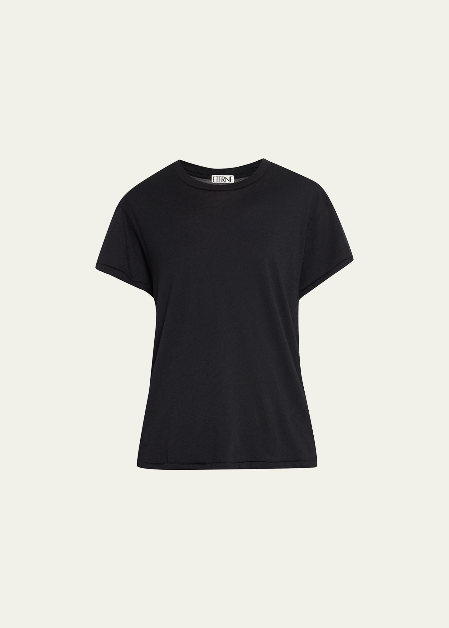 Shop Éterne Short-sleeve Boyfriend T-shirt In Black