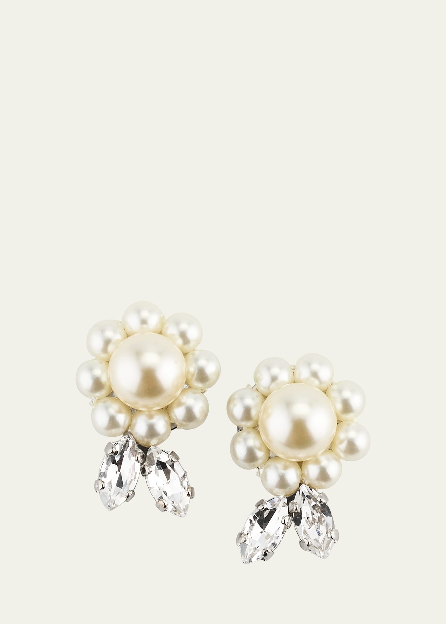 Shop Simone Rocha Daisy Leaf Cluster Earrings In Pearlclear