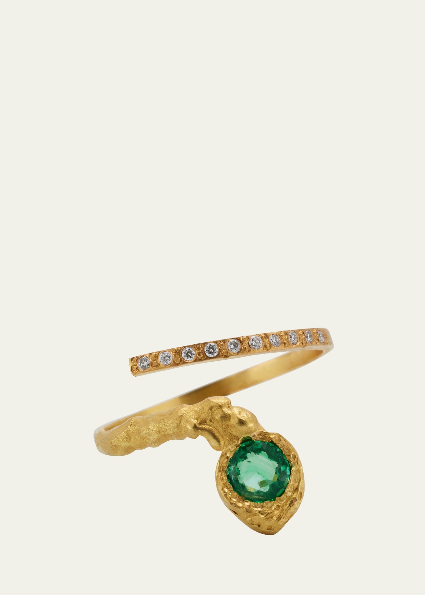 Elhanati Eva Ring in 18K Solid Yellow Gold with 4.4mm Emerald and Top Wesselton VVS Diamonds