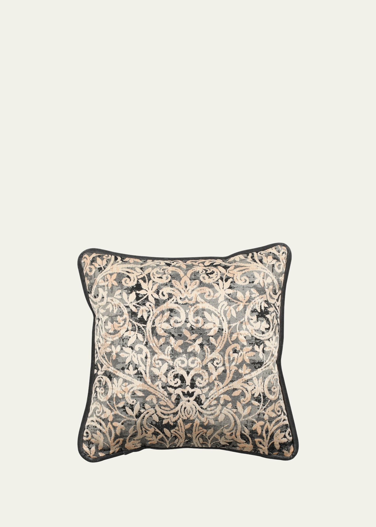 Epoca Vintage-Style Velvet Cushion