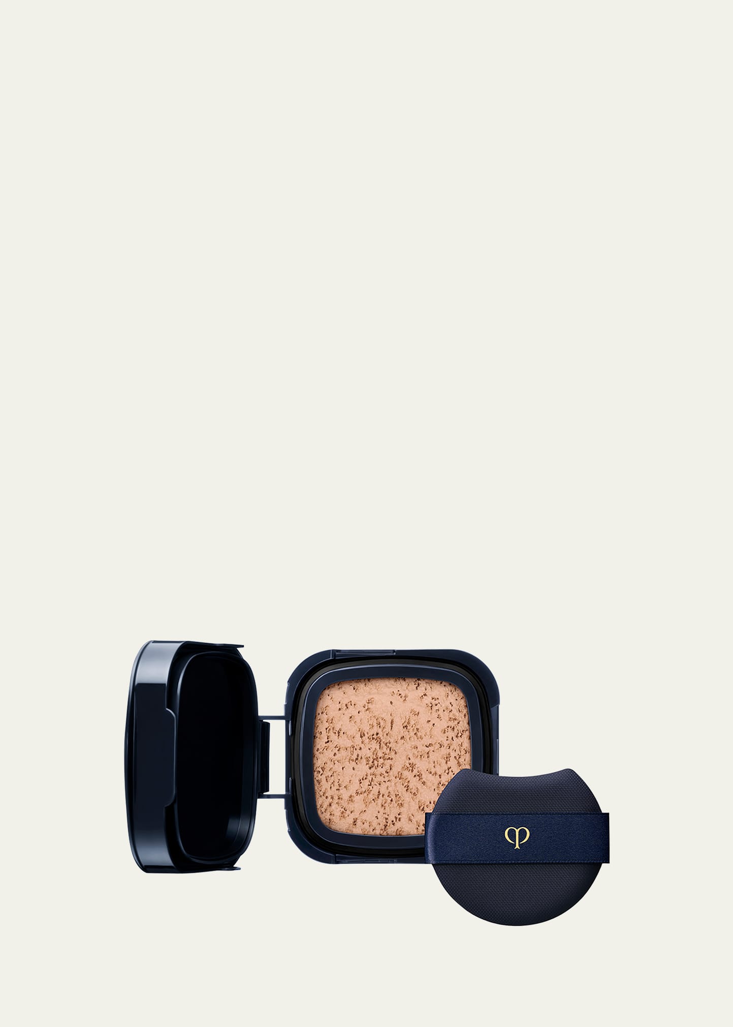 Clé De Peau Beauté Radiant Cushion Foundation Dewy Refill In B20 Light Medium