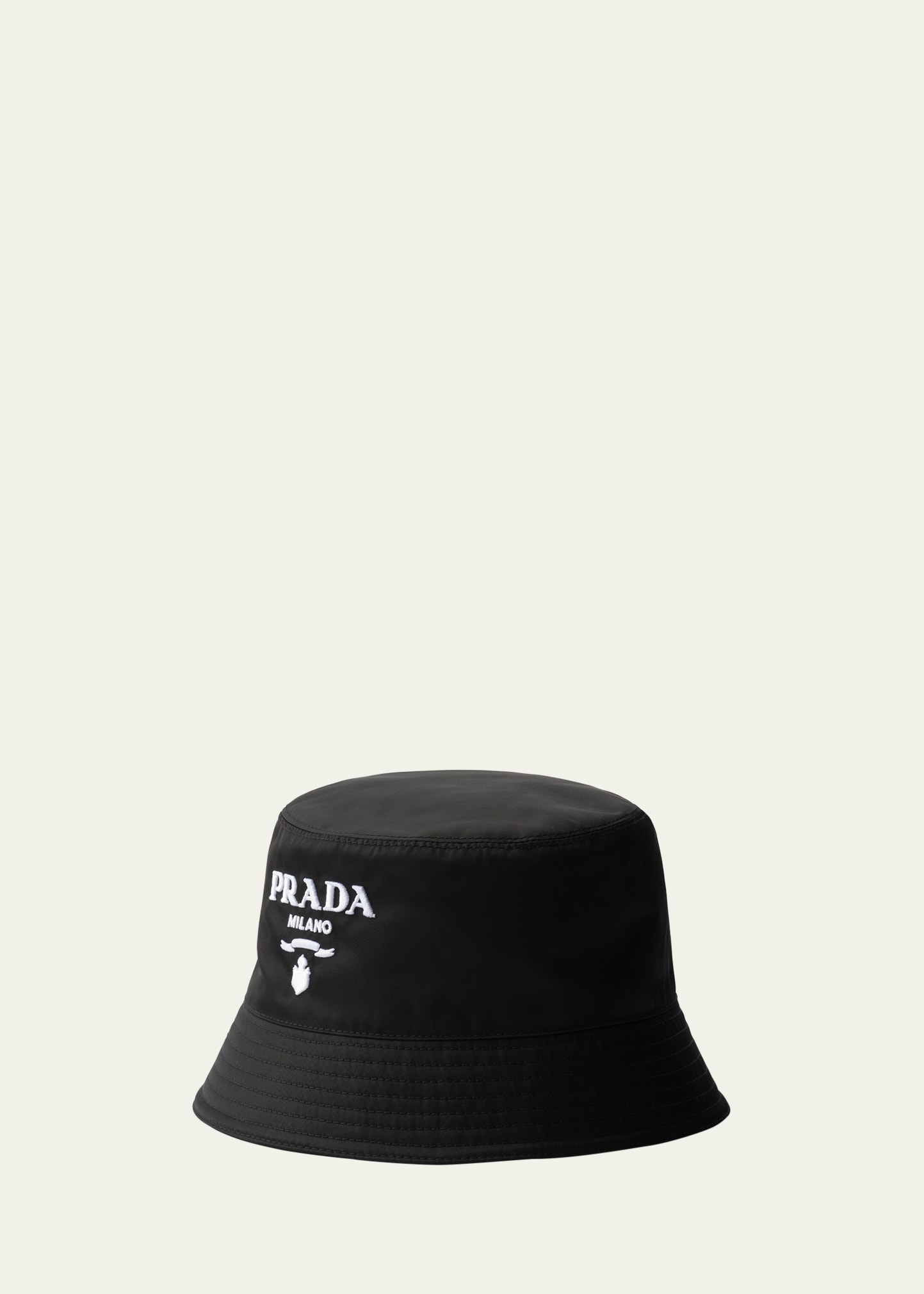 Prada Men's Embroidered Logo Bucket Hat In F0967 Nerobianco