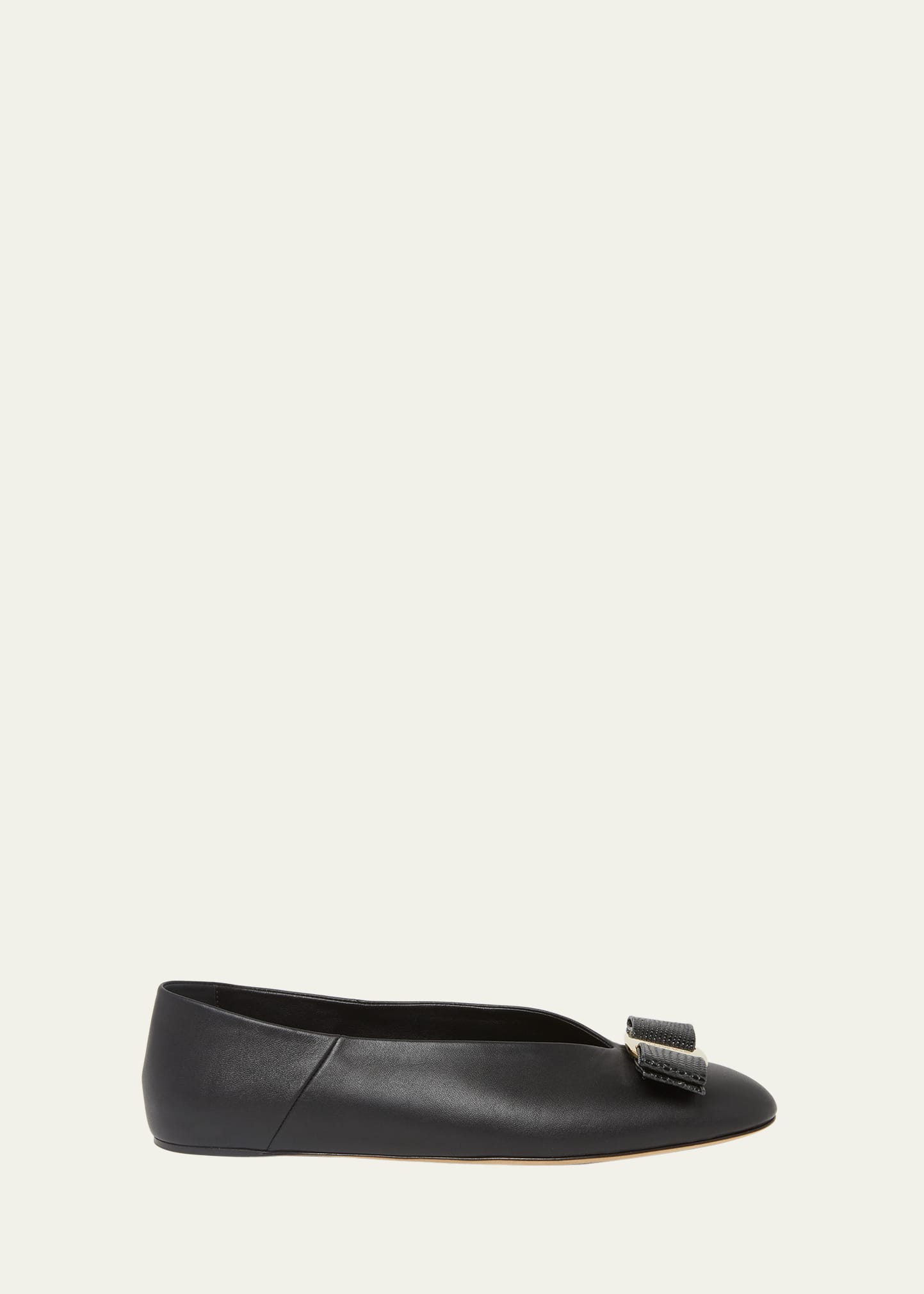 Ferragamo Vanna Vara Bow Ballet Flats In Calf Leather In Black