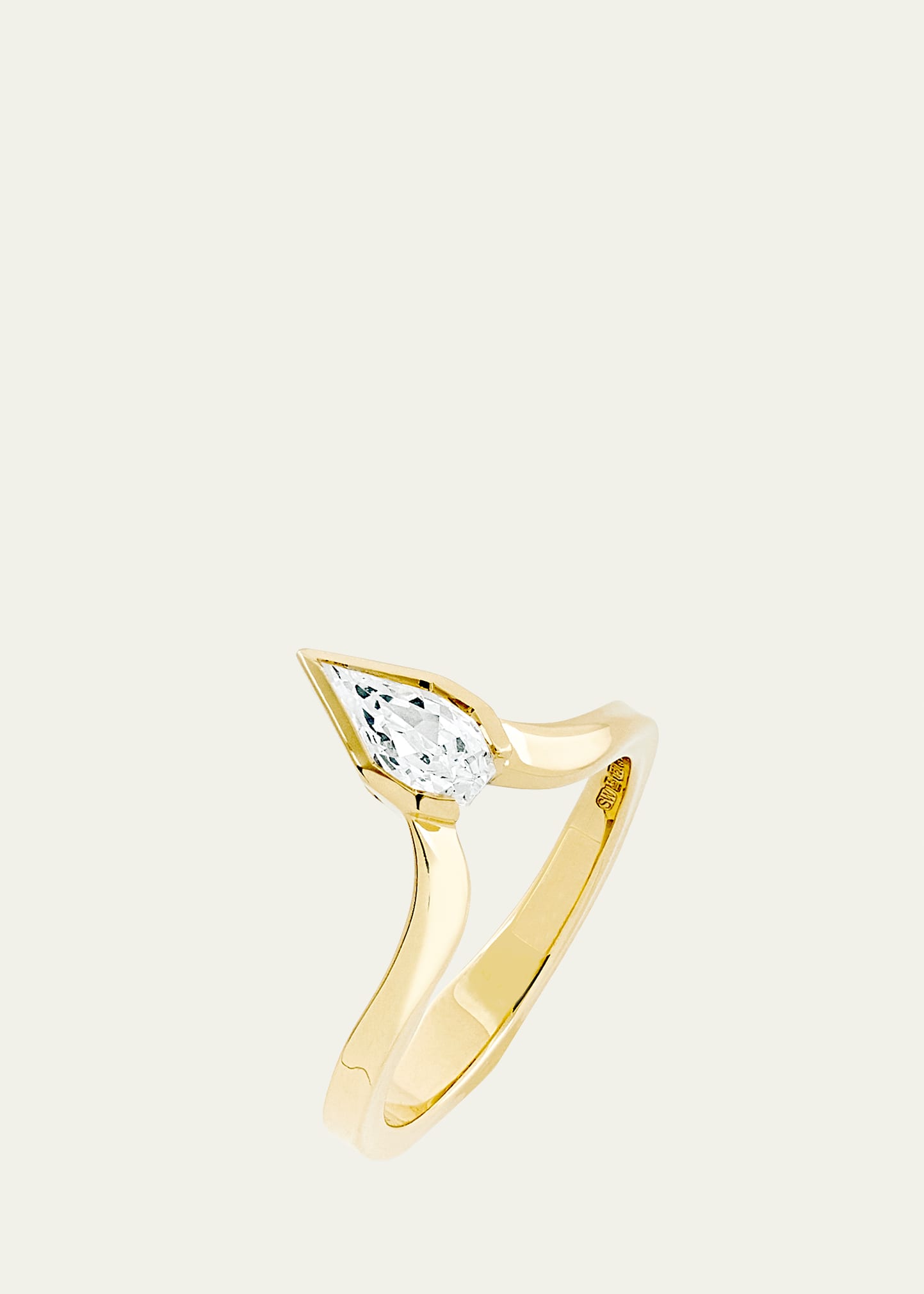 Stephen Webster 18k Yellow Gold Momentum Solitaire Ring With Meteoric Diamond
