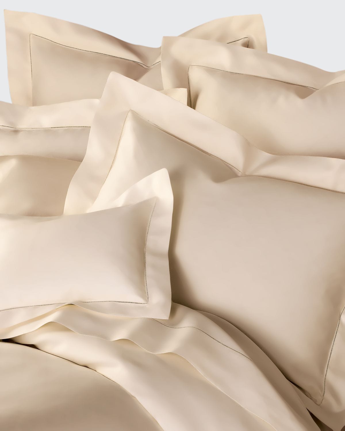 Sferra King 1,020 Thread Count Solid Sateen Sham In Ivory