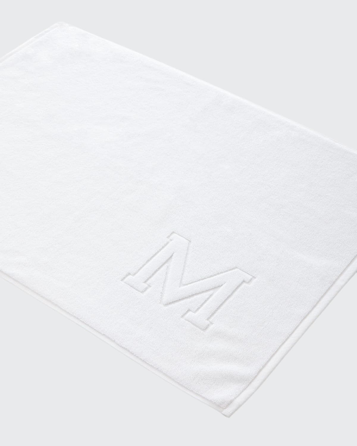 Matouk Auberge Monogrammed Tub Mat