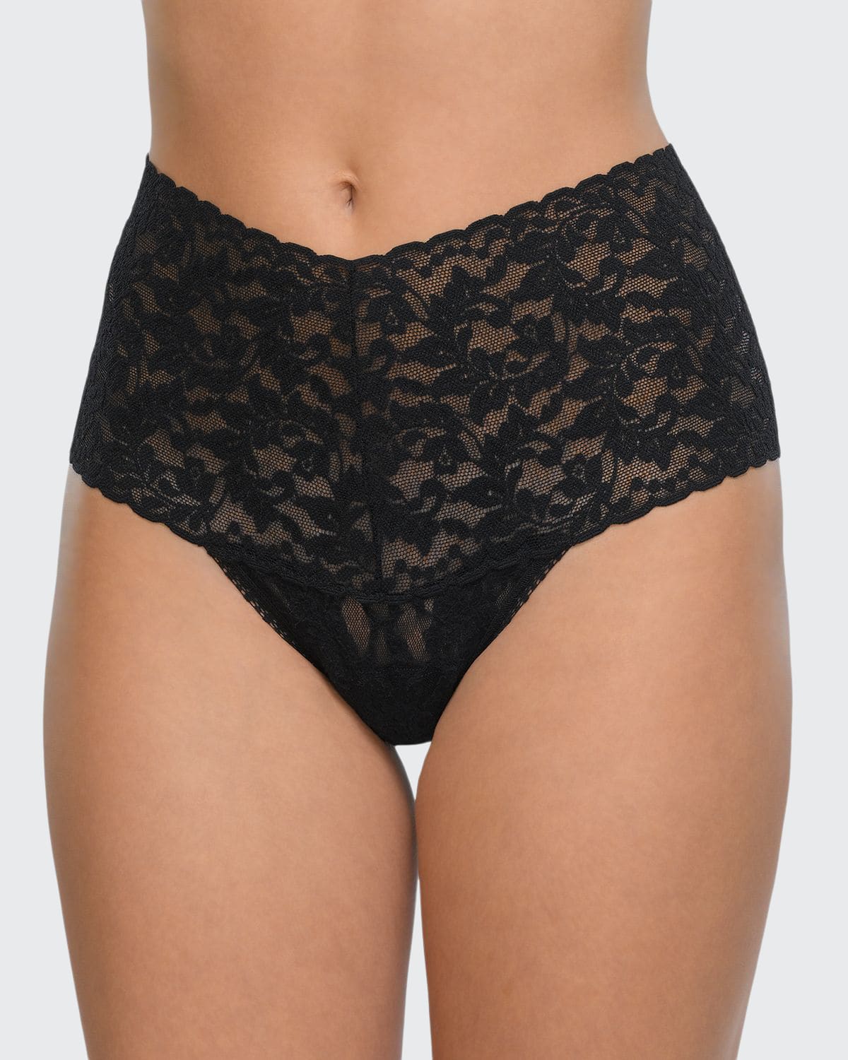 Hanky Panky Retro Signature Lace Thong In Black