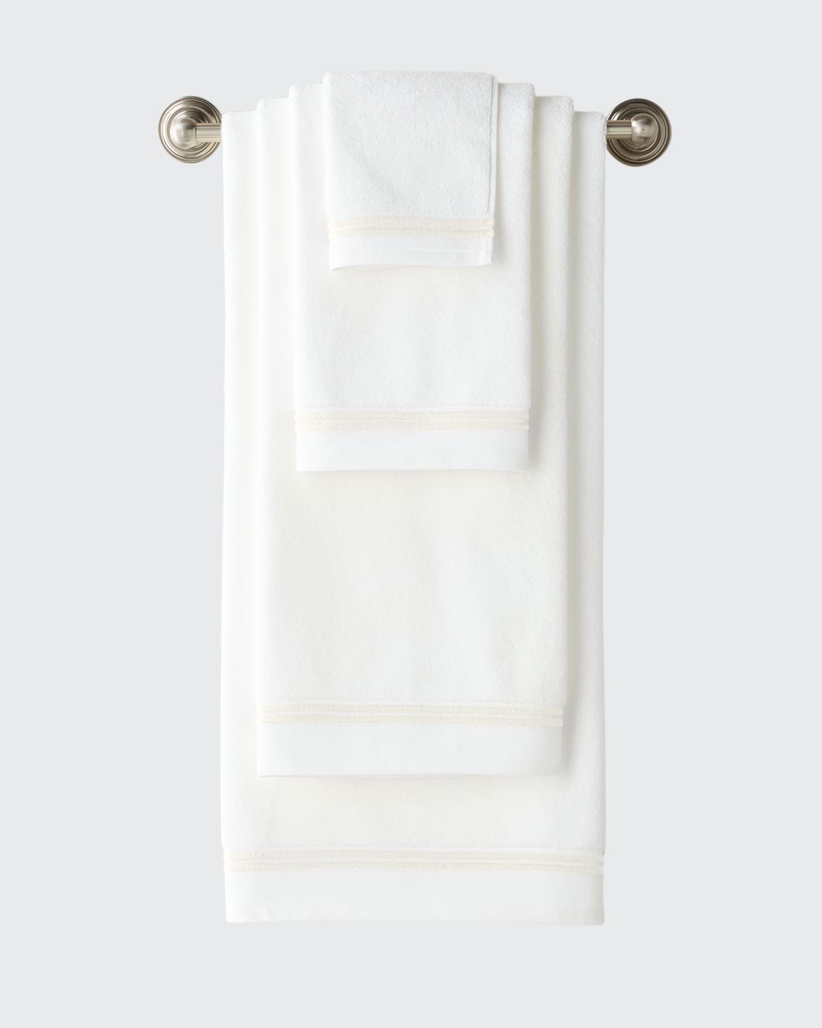 Sferra Resort Wash Cloth In White/corn