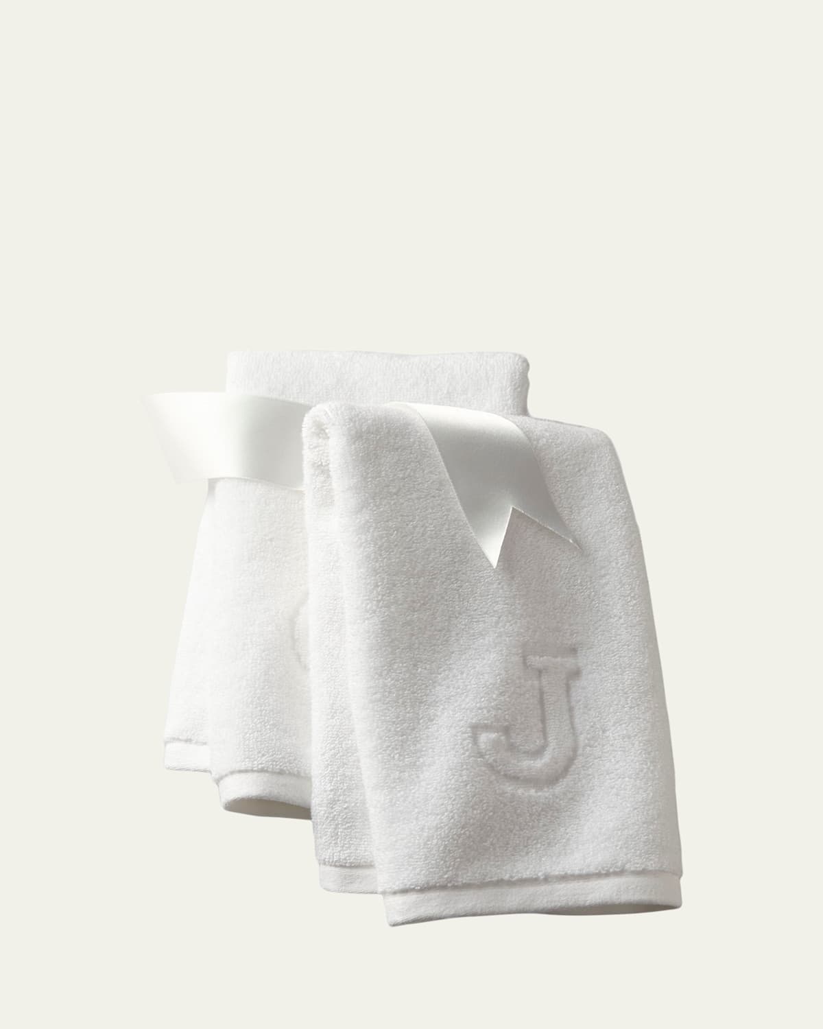 Matouk Auberge Monogrammed Bath Towel In L