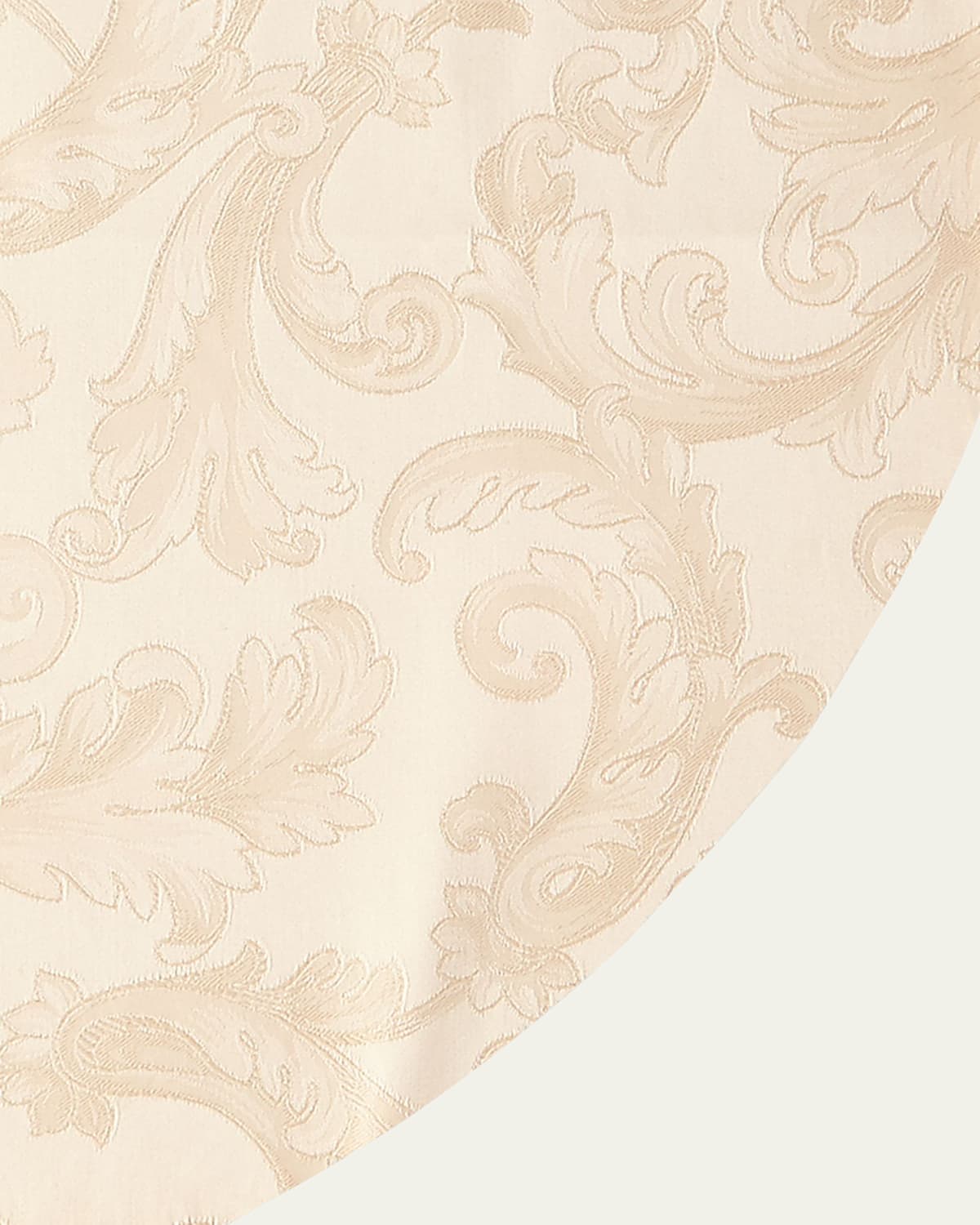Acanthus Jacquard Round Tablecloth, 104 "Dia
