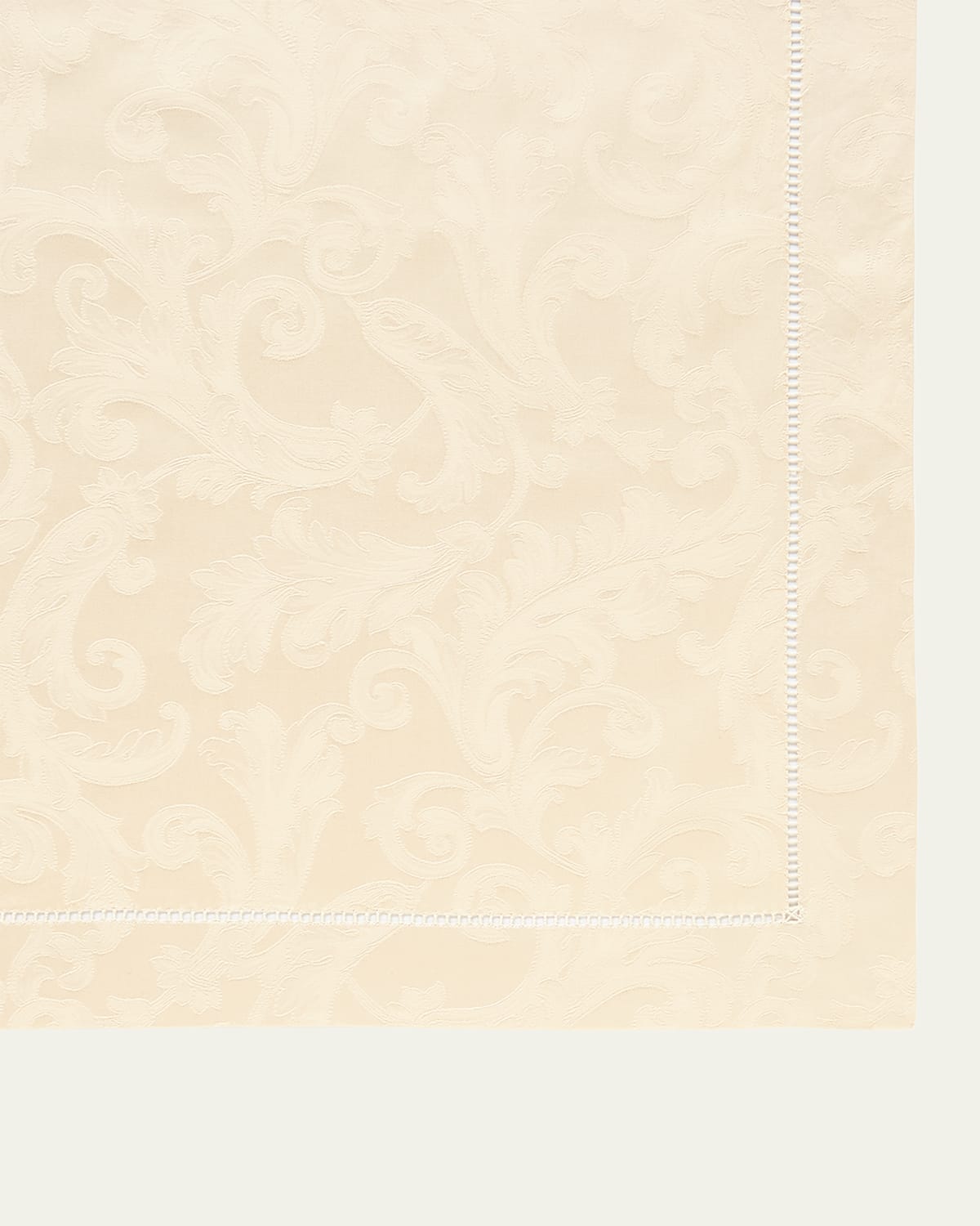 Acanthus Jacquard Tablecloth, 70" x 108"