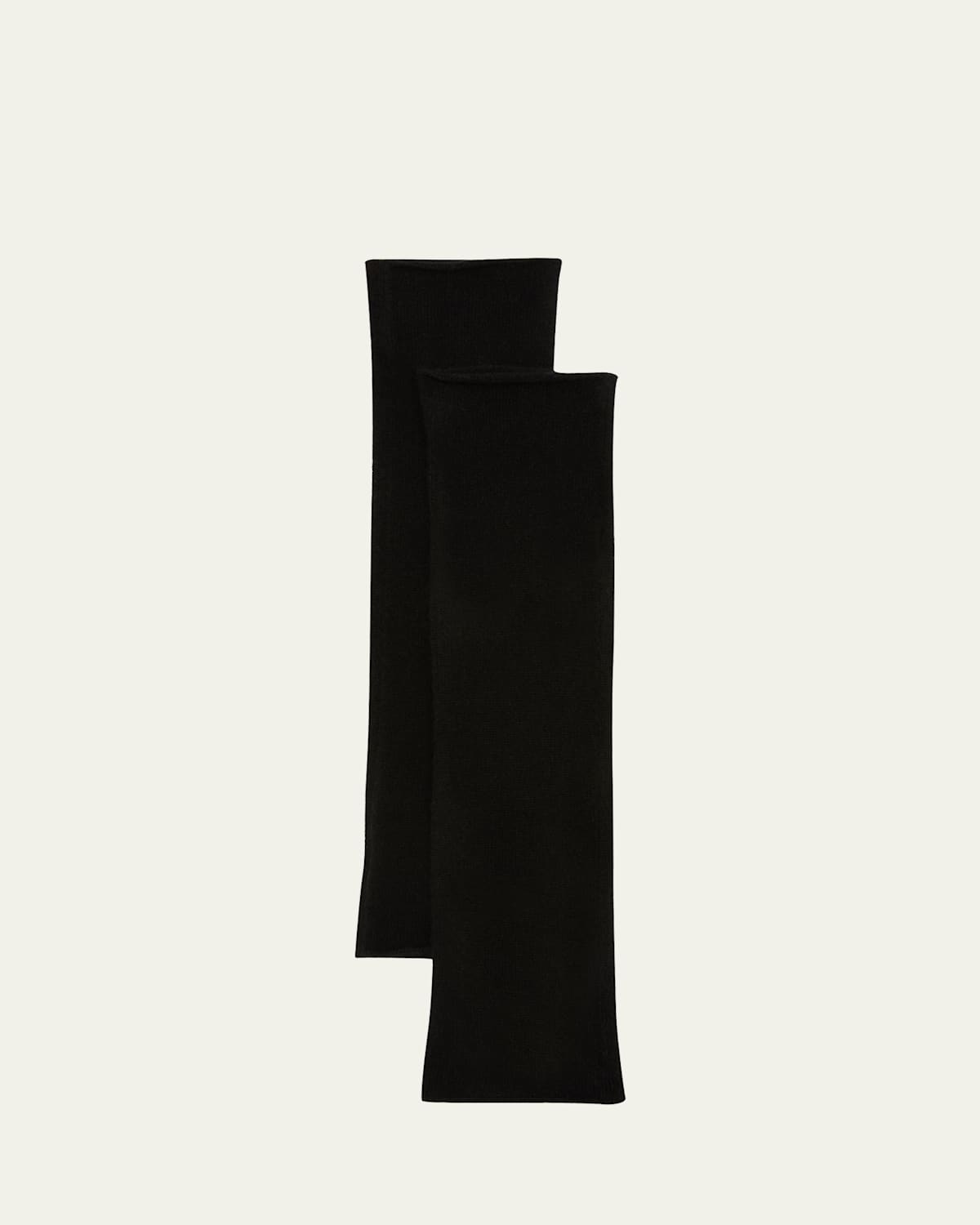 Lisa Yang Emithen In Black