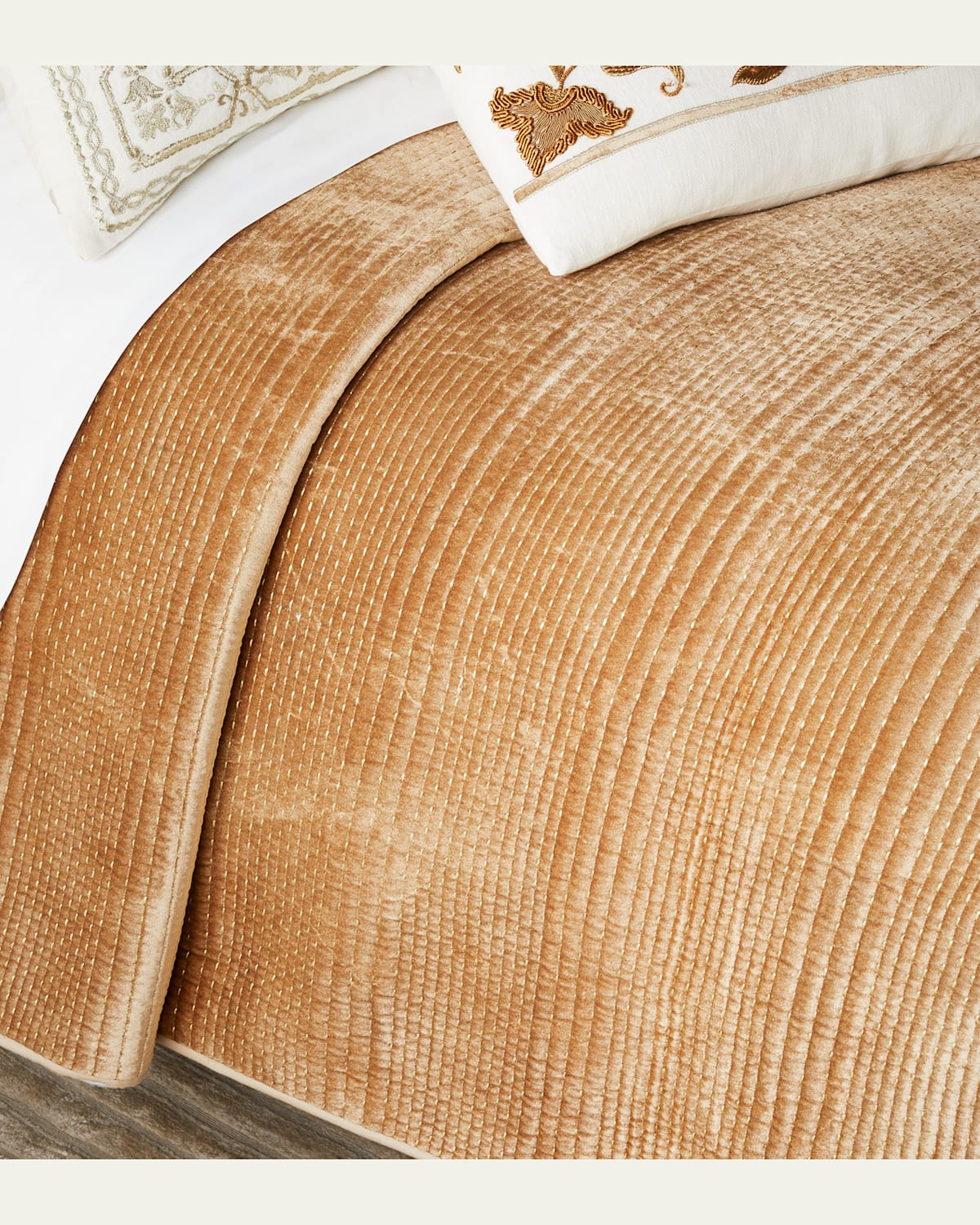 Callisto Home Elsa Channel Quilt, King