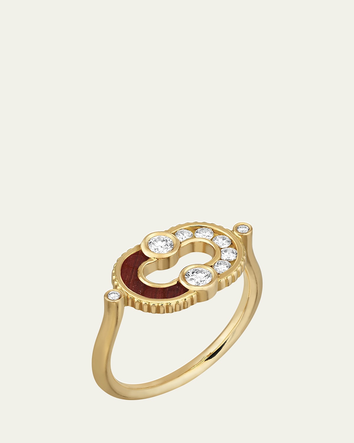 Magnetic Semi Bull-Eye Ring in 18K Yellow Gold and Diamonds