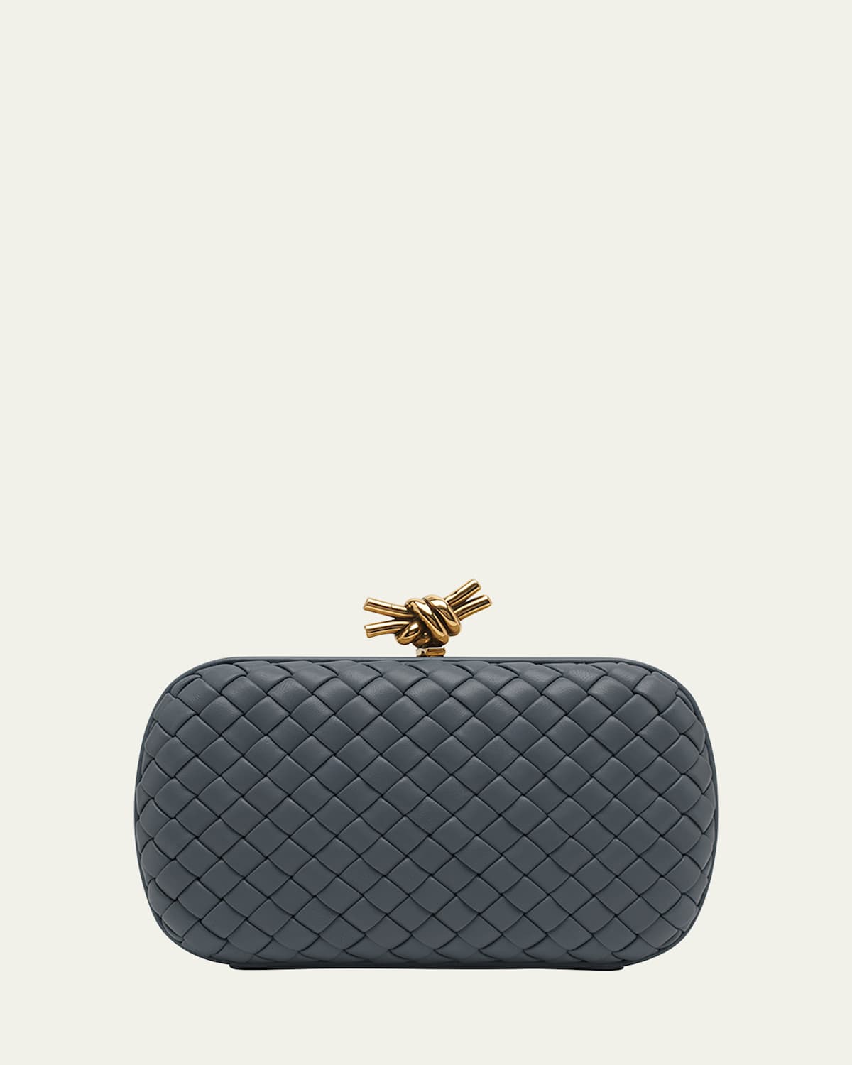 Bottega Veneta Knot Padded Woven Lambskin Clutch Bag In 墨水色