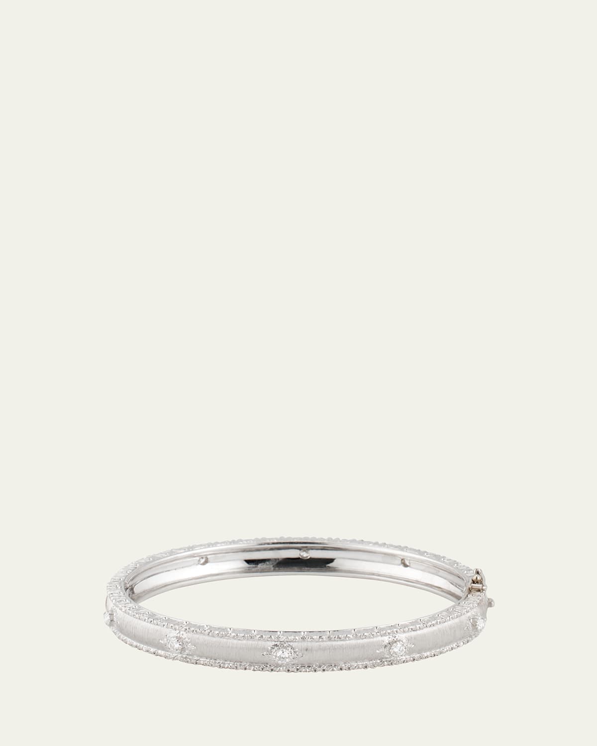 18K White Gold Diamond Bangle