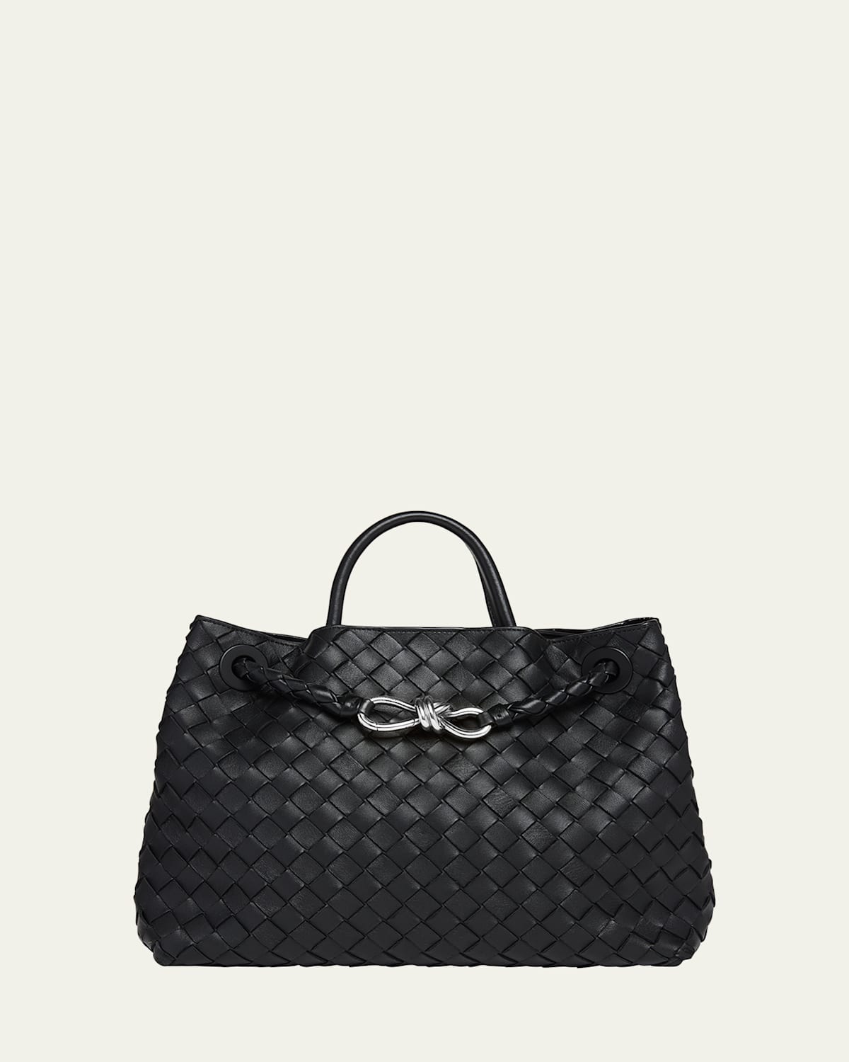 Bottega Veneta Medium Andiamo Bag In Black-silver