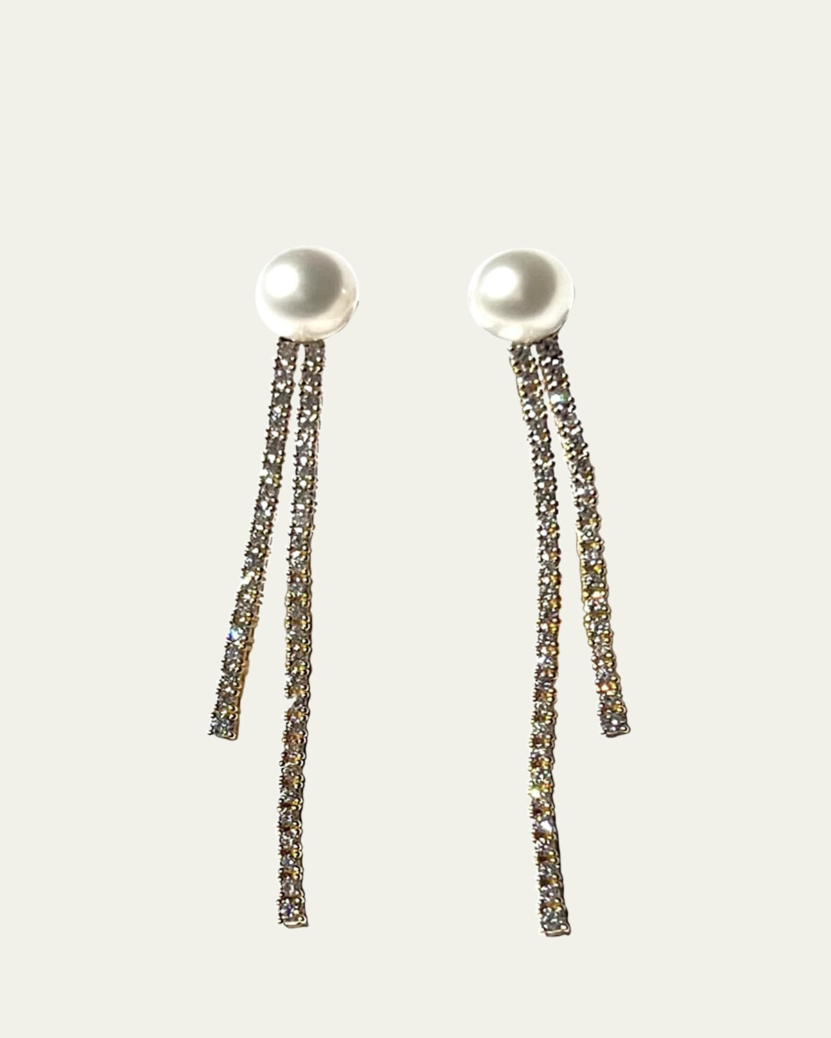 Mizuki 18K Yellow Gold White Akoya Pearl and Diamond Drop Short Earrings