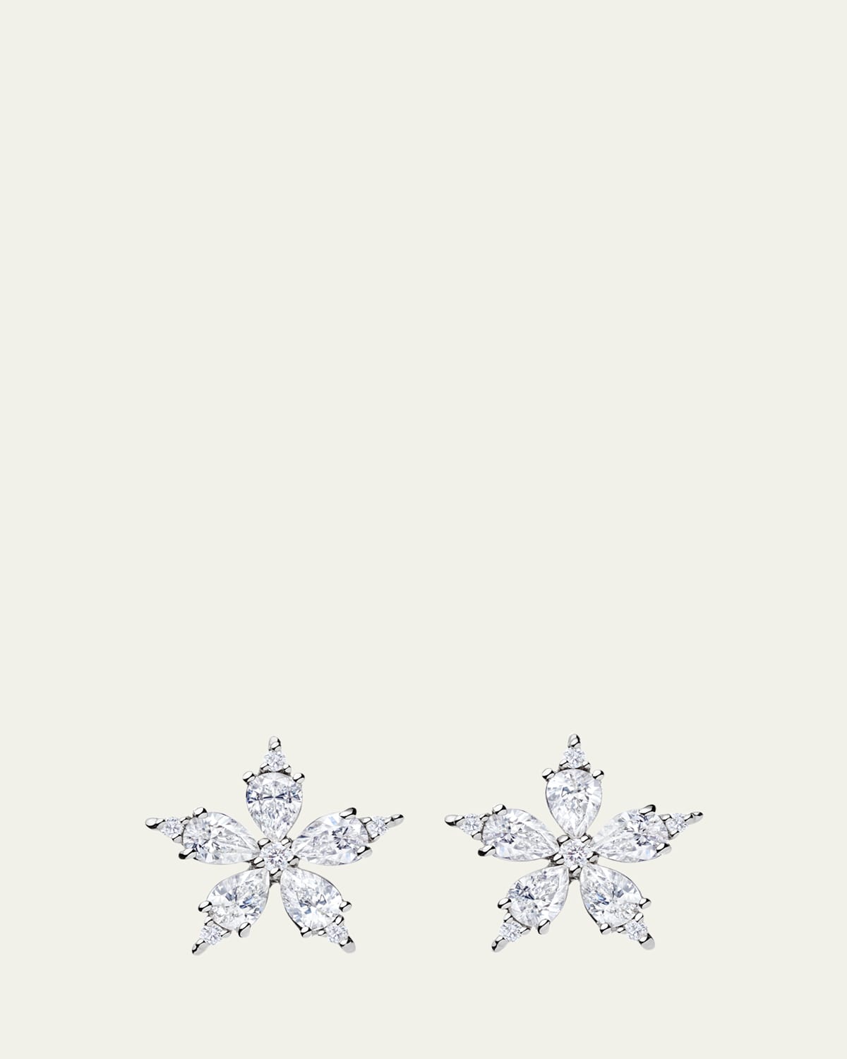 Stellanise 18K White Gold Diamond Stud Earrings
