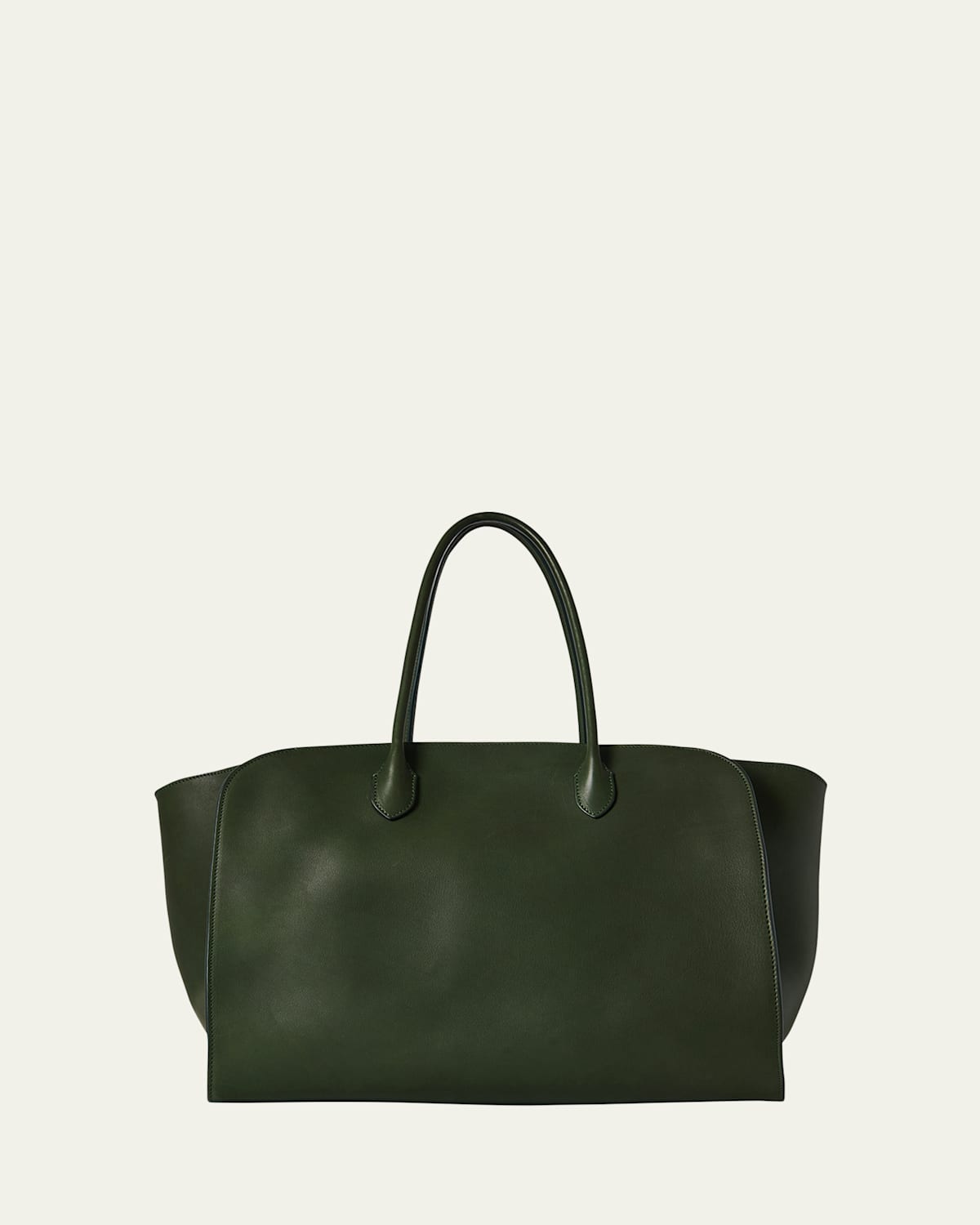 The Row Marlo 17 Tote Bag In Saddle Leather