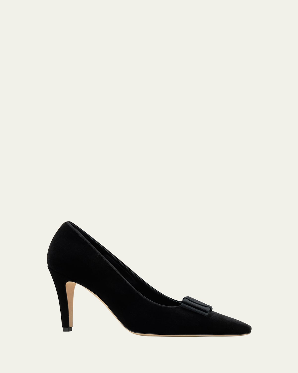 Manolo Blahnik Bow-detailing Velvet Pumps In Black