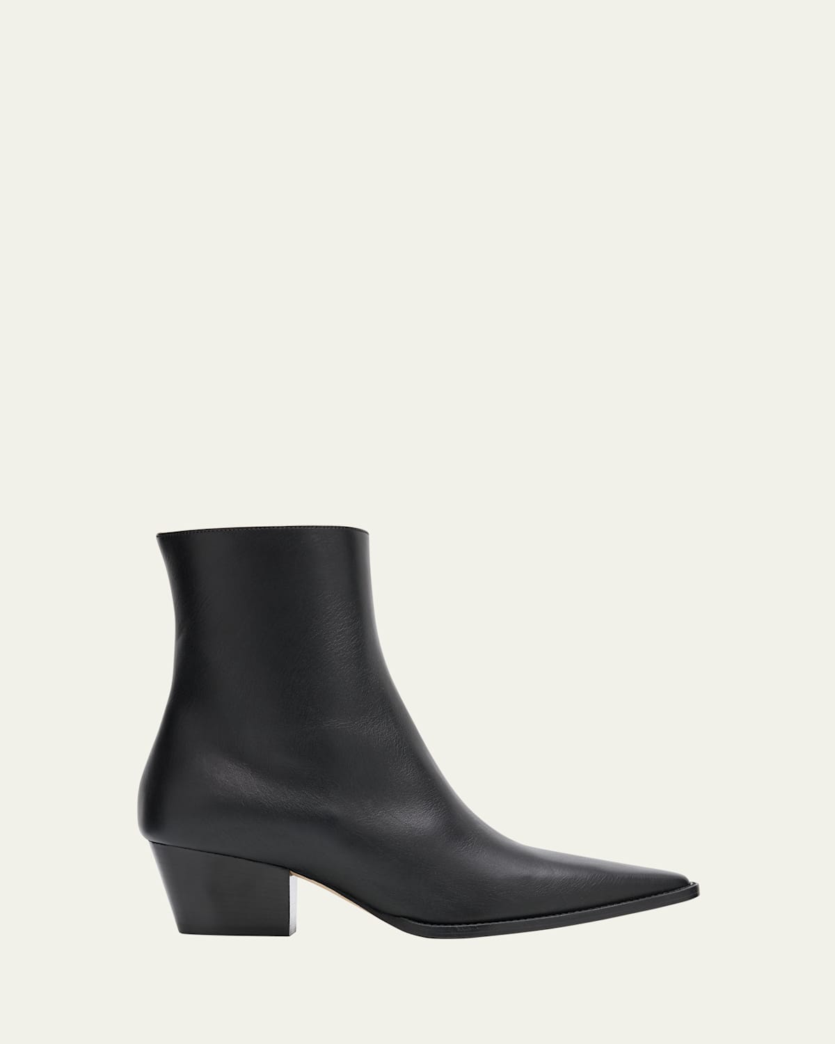 Manolo Blahnik Aliera Leather Booties In Black