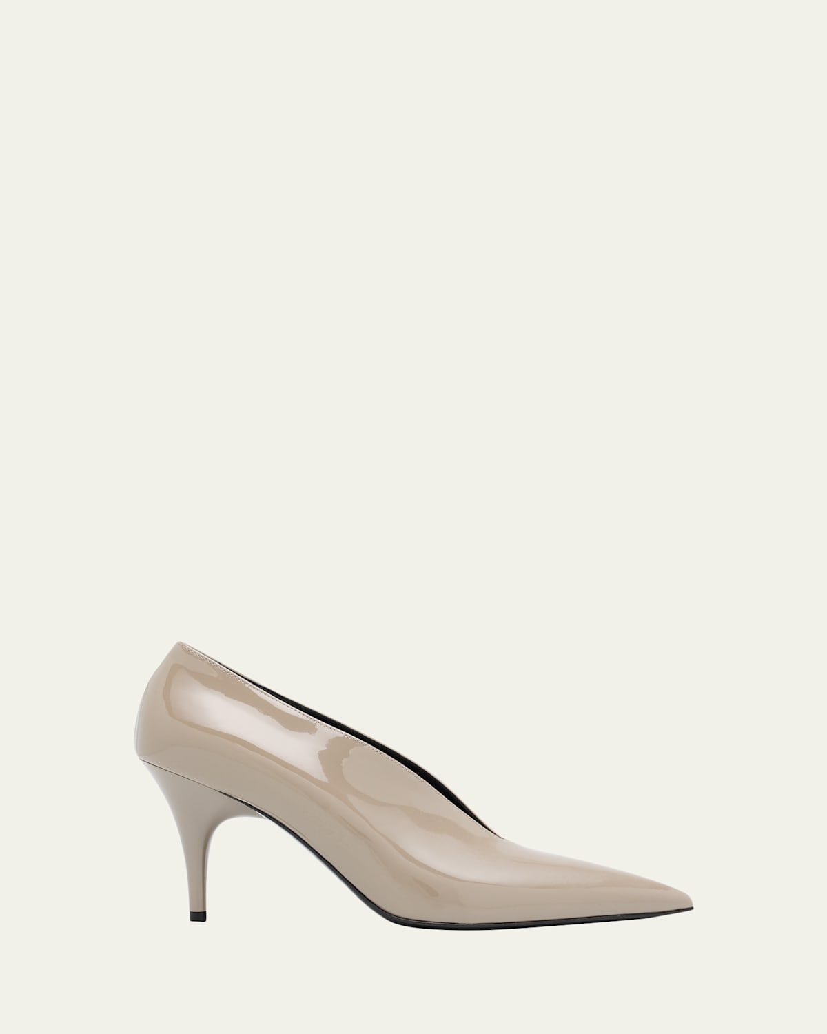 Gucci Musa Vernic Patent Leather Anklet Pumps In Gray