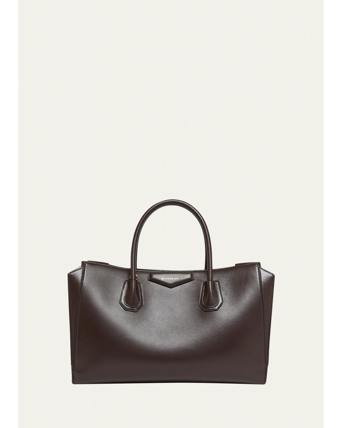 Antigona Top-Handle Bag in Leather