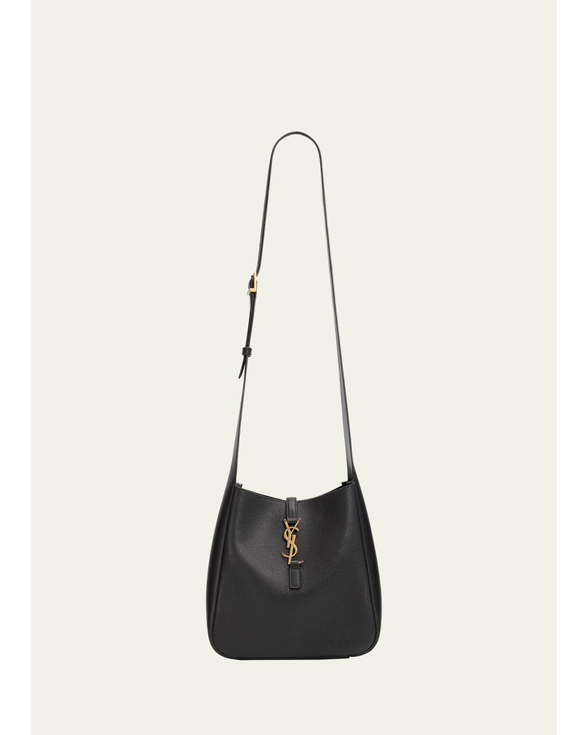 Le 5 À 7 Small Leather Crossbody Bag