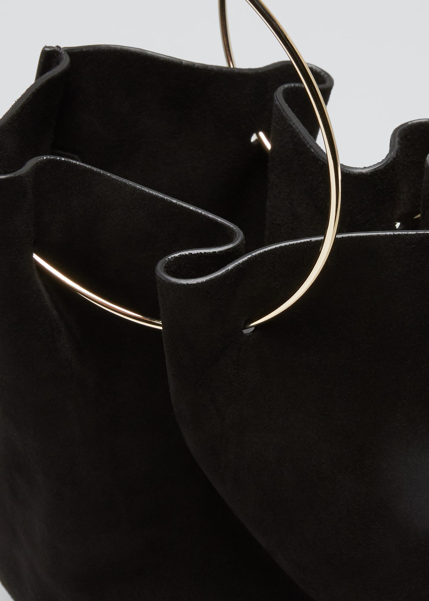 【THE ROW】Flat Micro Circle suede tote THE ROW Flat Micro Circle Leather Tote – LuxAnthropy