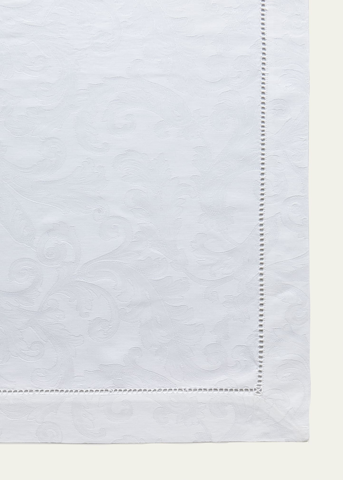 Sferra Plume Jacquard 70" x 90" Tablecloth